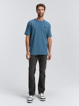 T-shirt avec badge logo - real teal blue - Vue de face du modèle