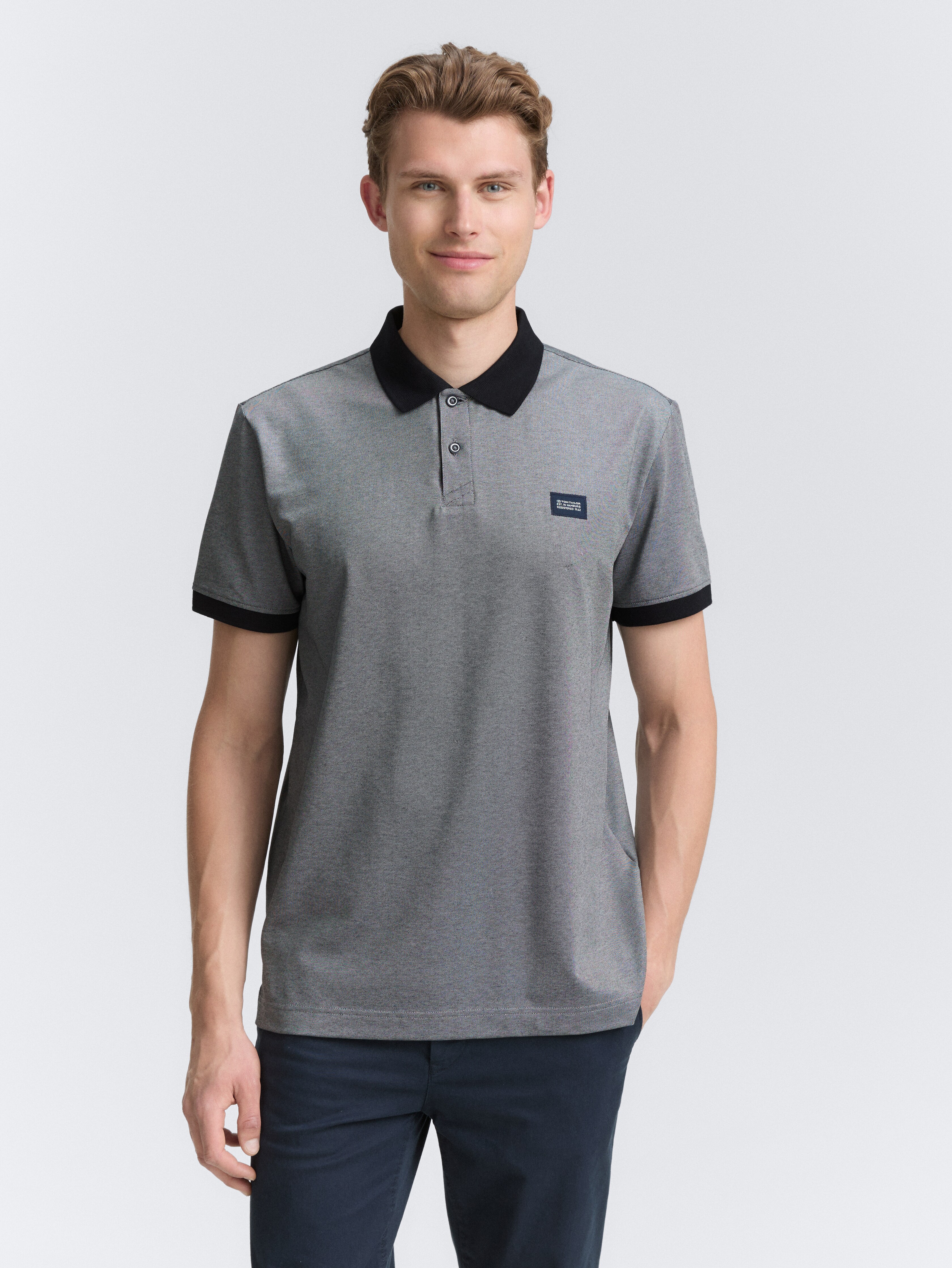 Piqué Poloshirt mit Stretch von Men, navy two tone pique