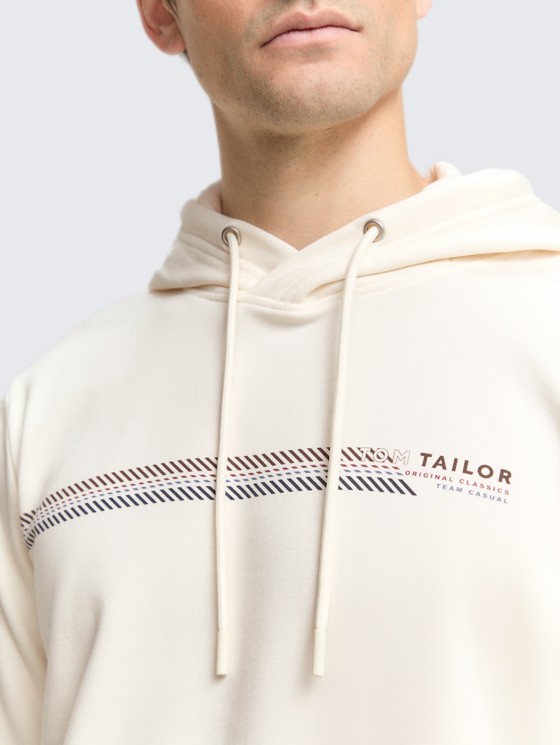 Hoodie Sweatshirt mit Logo-Print - Wool White - Detail-Model-Ansicht