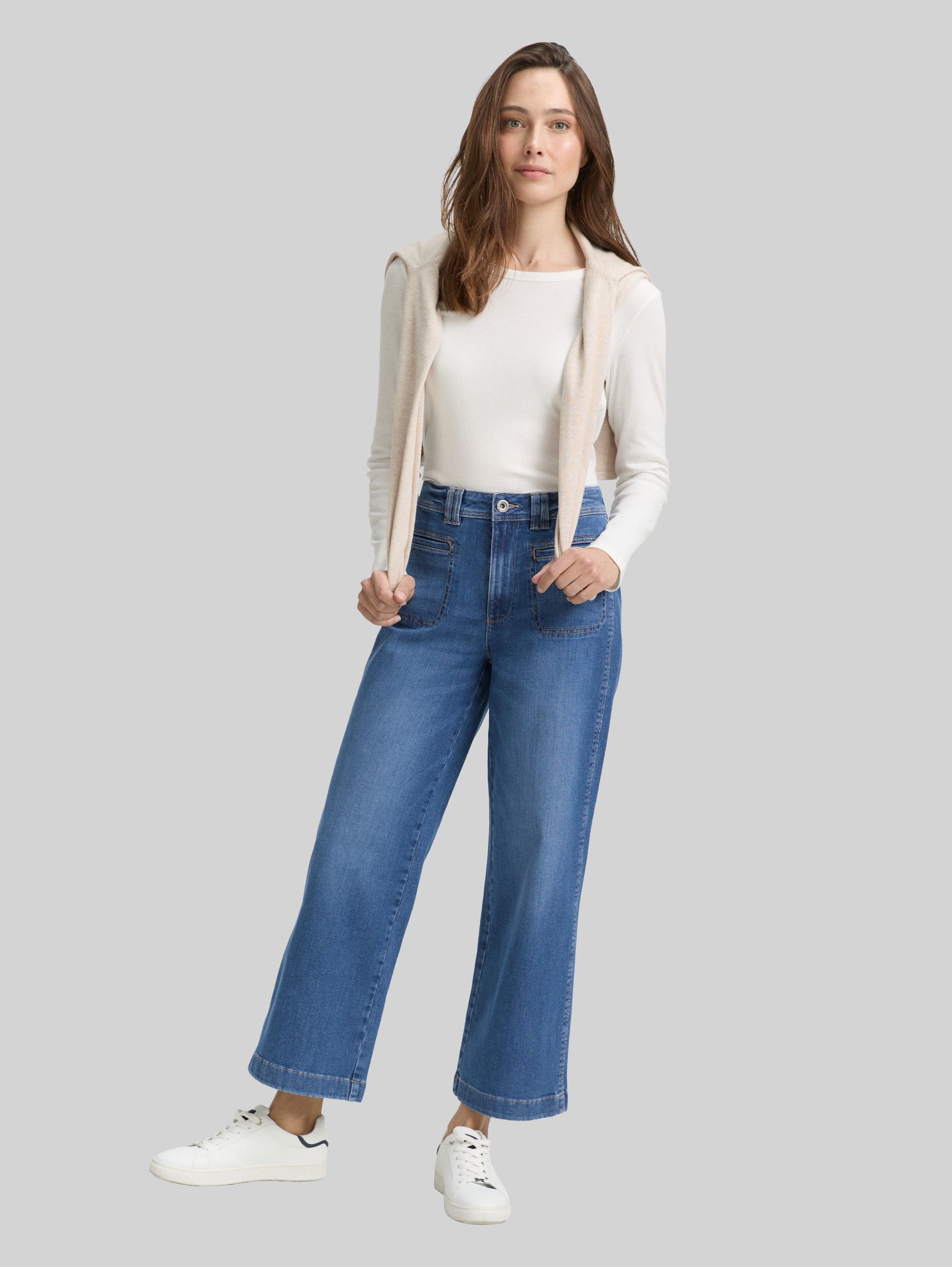 Jeans culotte TTNELMA - Used Mid Stone Blue Denim - Vue de face du modèle