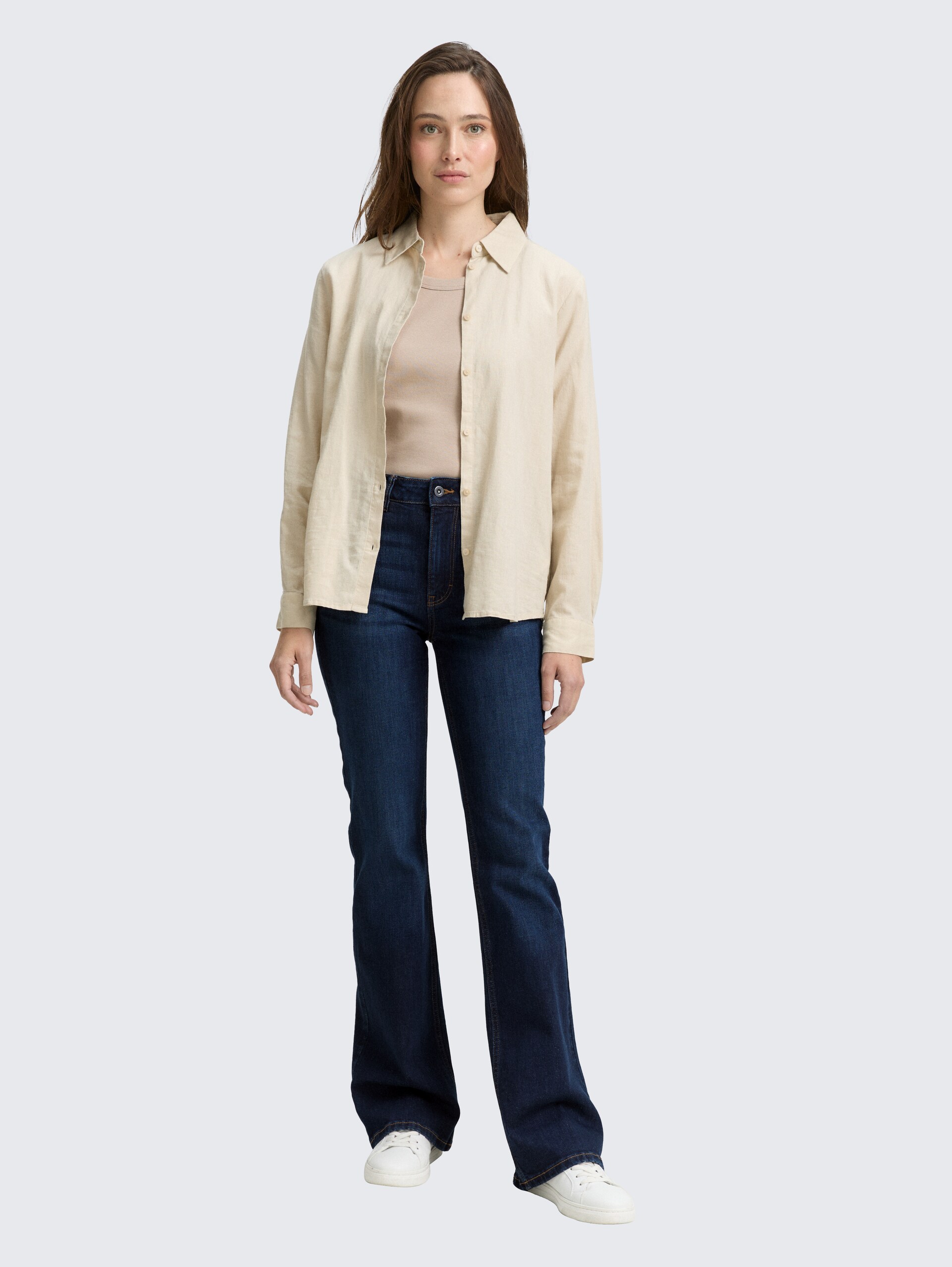 TTSTELLA BOOTCUT Jeans mit Stretch - dark blue denim - Model-Vorderansicht