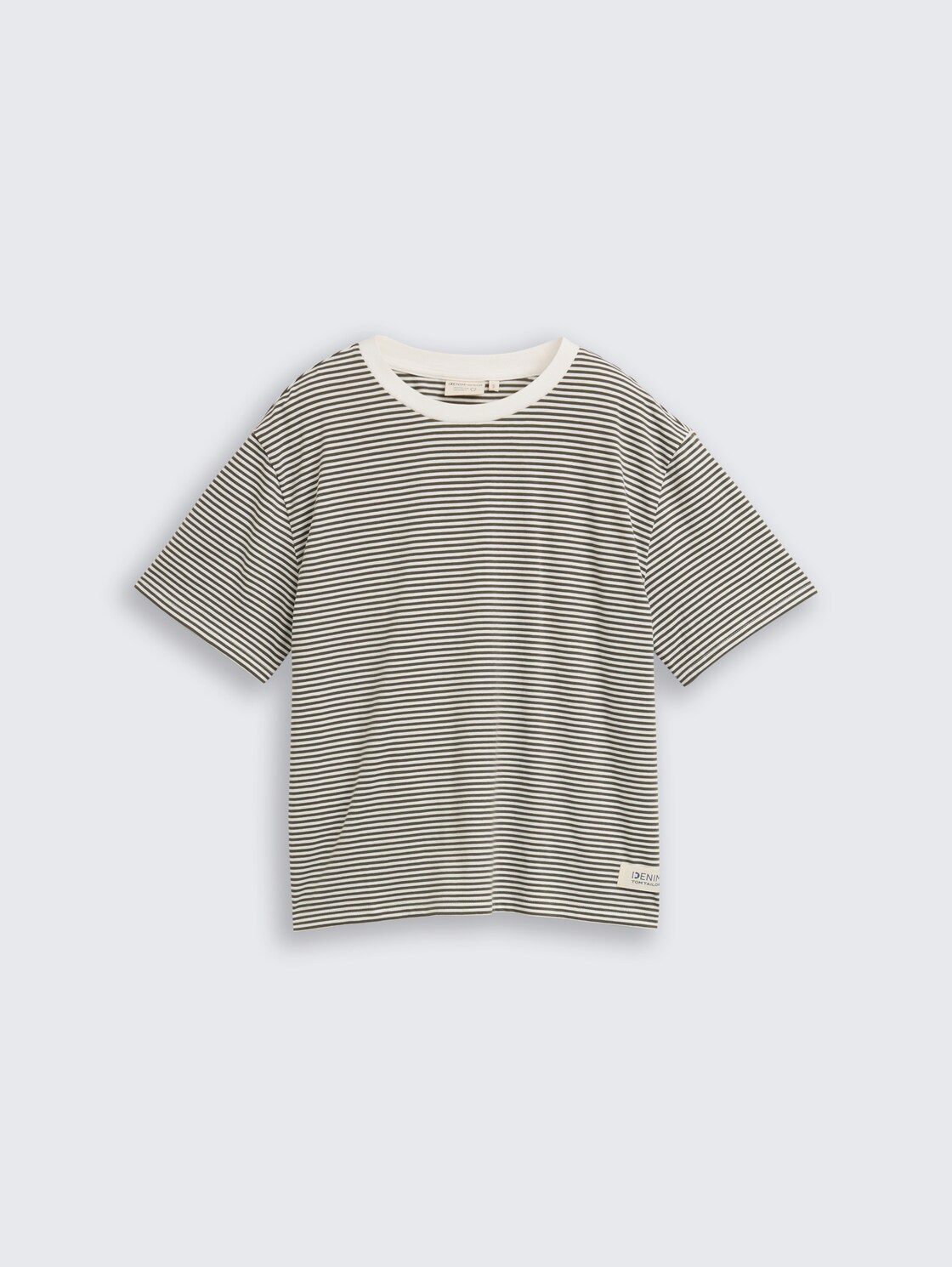 Boxy Fit T-Shirt - small olive white stripe - Vorder-Produkt-Ansicht