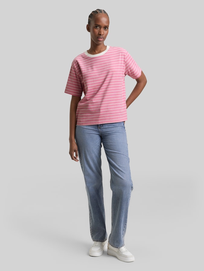Boxy Fit T-Shirt von Denim Female, soft blush irregular stripe