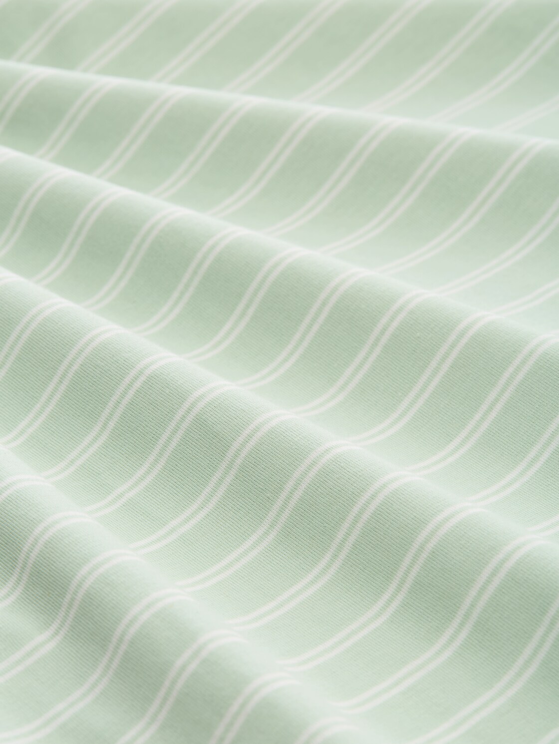 Boxy Fit T-Shirt - matcha green irregular stripe - Material-Ansicht