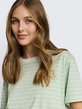 T-shirt coupe carrée - matcha green irregular stripe - Vue détaillée du modèle