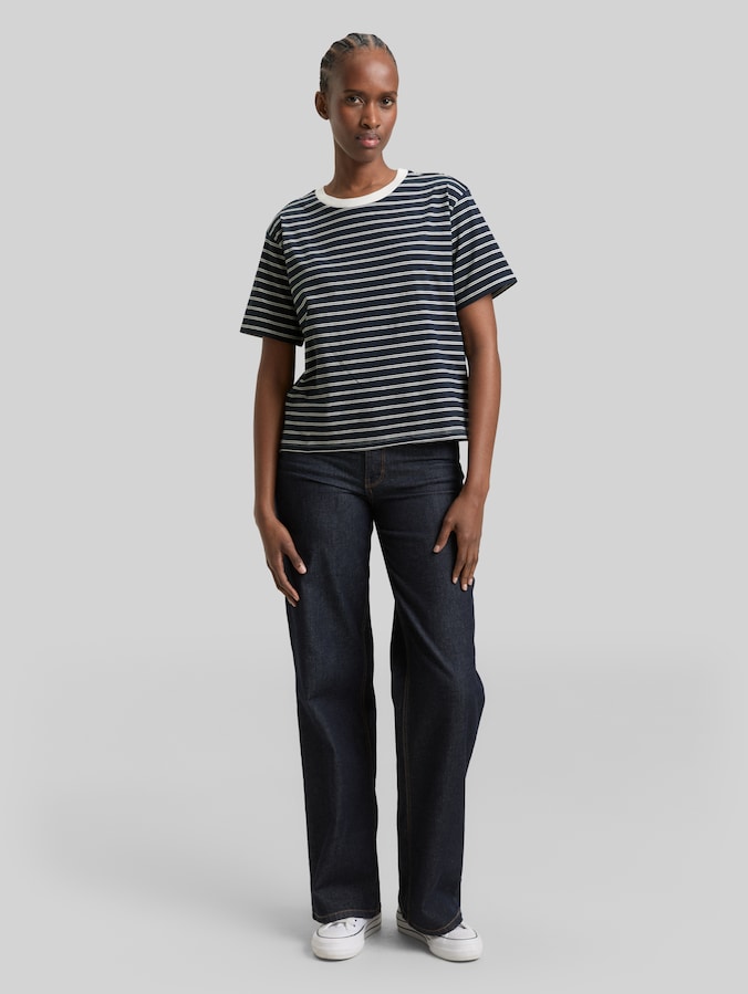 Boxy Fit T-shirt door Denim Female, navy irregular stripe