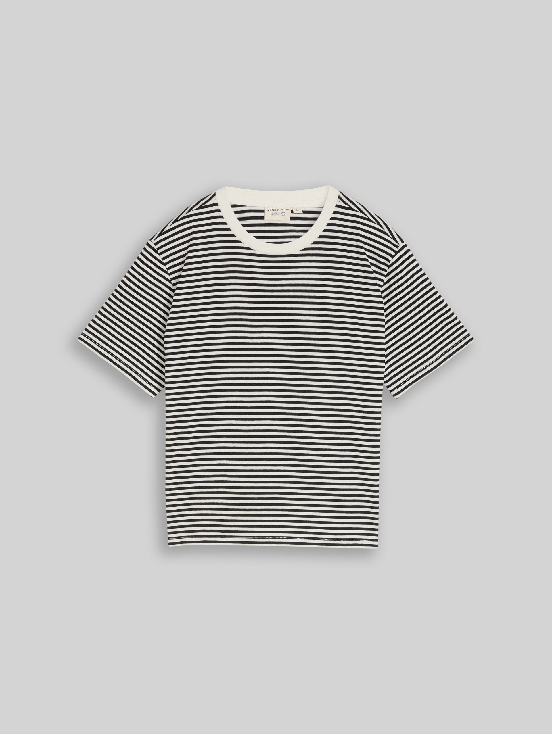 Boxy Fit T-Shirt - black white stripe - Vorder-Produkt-Ansicht