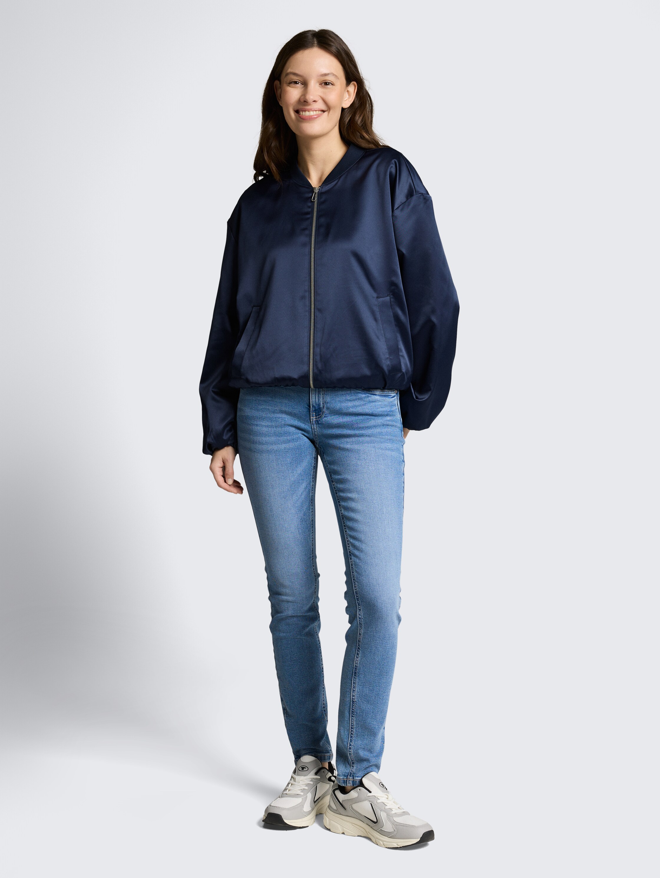 TTLUCIE SKINNY Jeans - light stone bright blue denim - Model-Vorderansicht