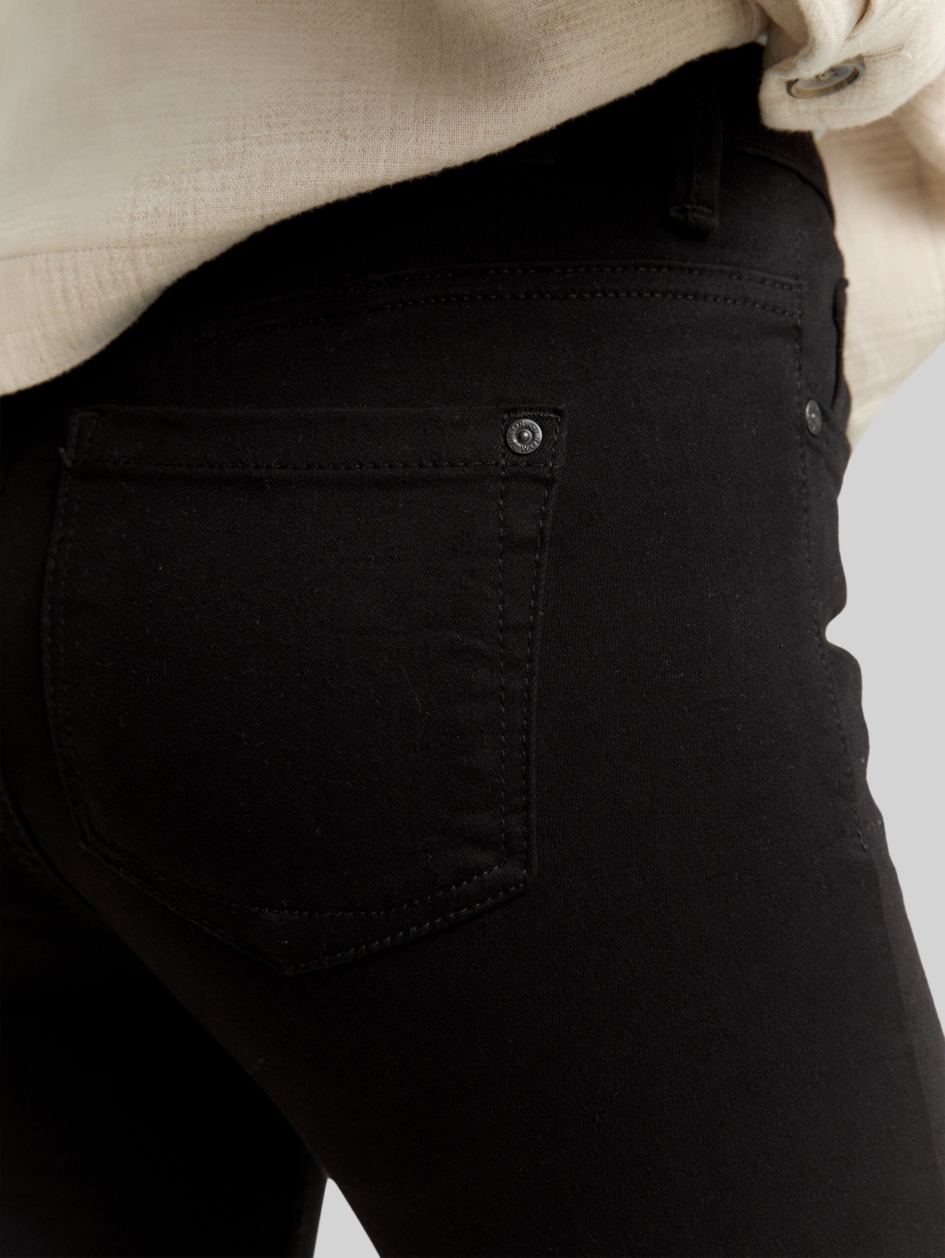 TTLUCIE SKINNY Jeans - black denim - Detail model view