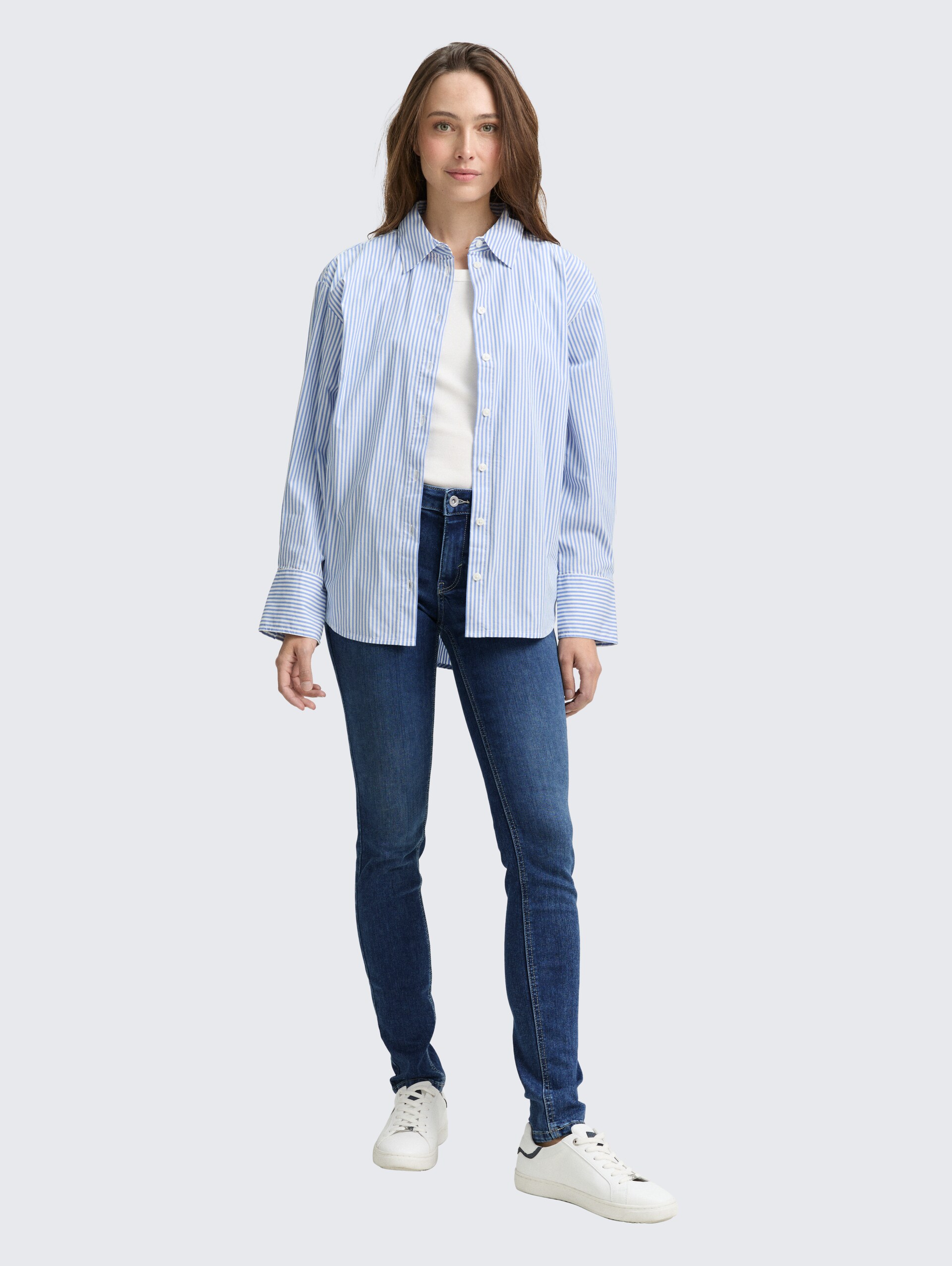 TTLUCIE SKINNY Jeans - mid stone wash denim - Model-Vorderansicht