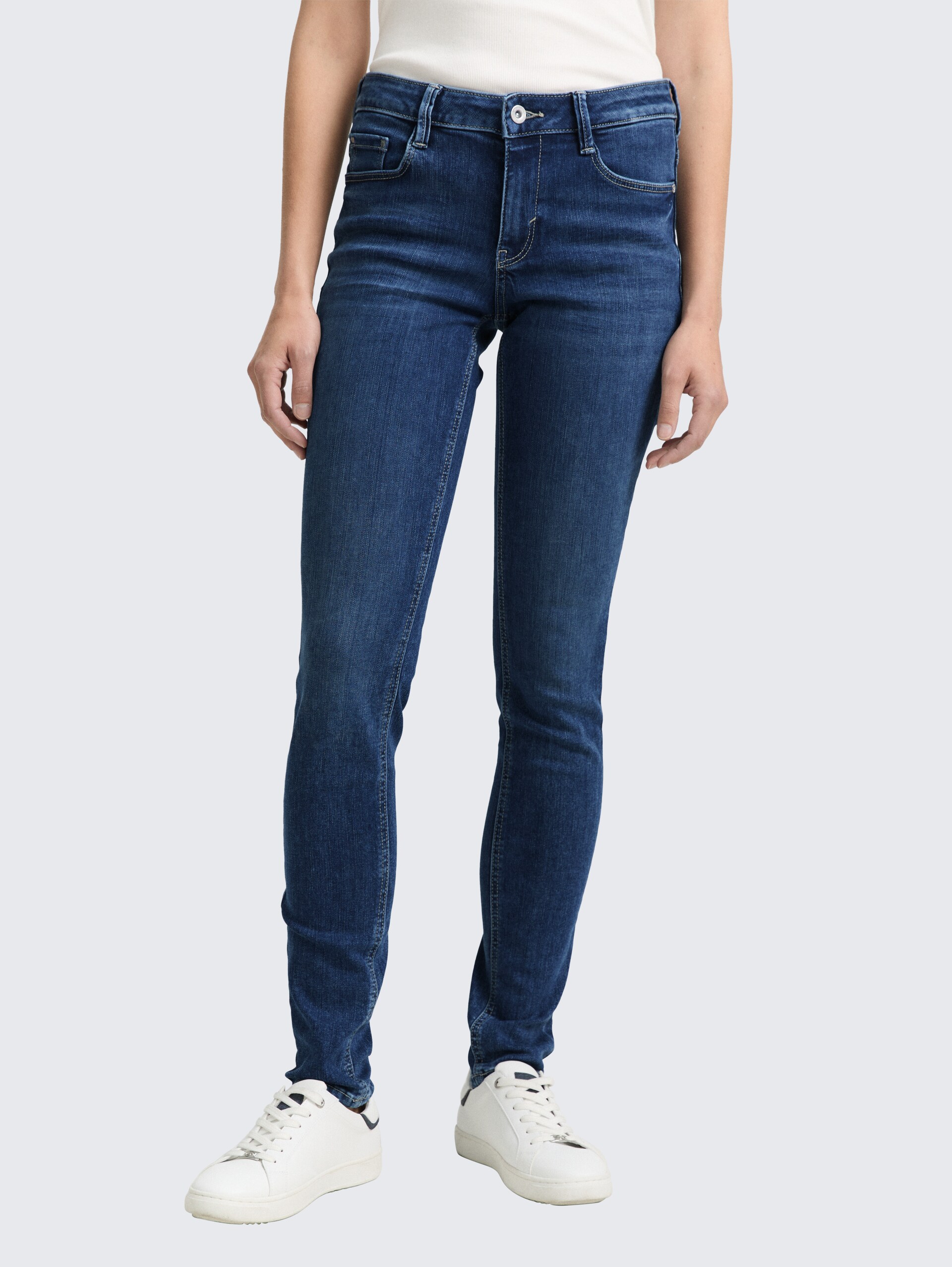 TTLUCIE SKINNY Jeans - mid stone wash denim - Ausschnitt Model-Vorderansicht