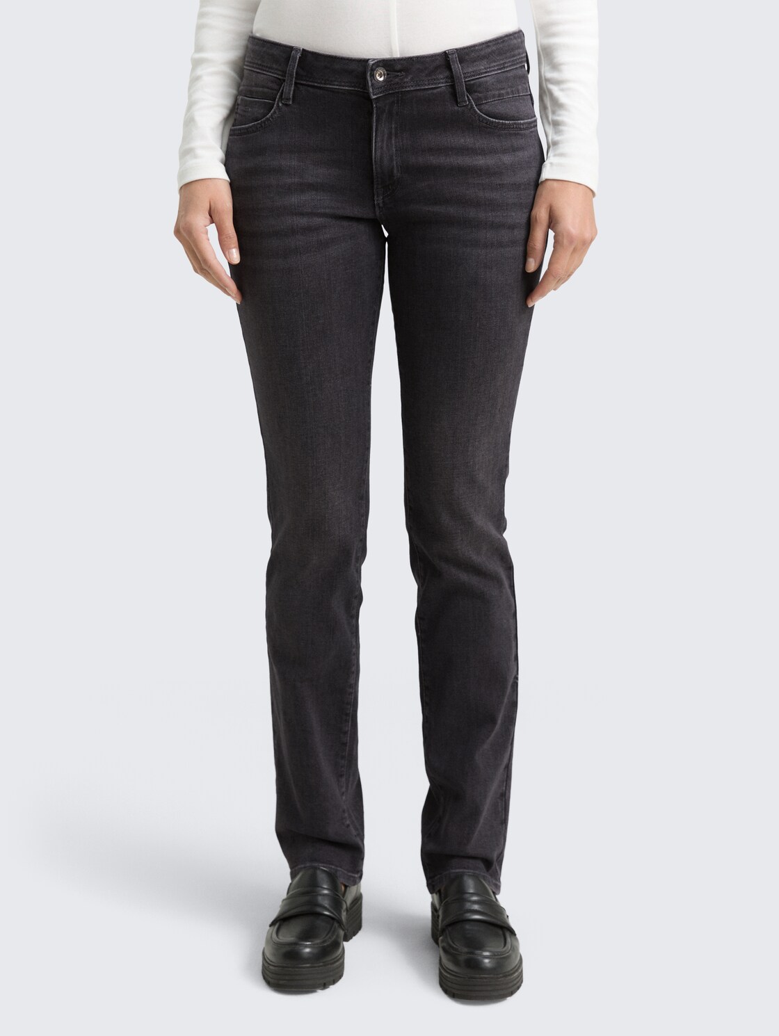 TTLIVA STRAIGHT Jeans - faded black - Ausschnitt Model-Vorderansicht