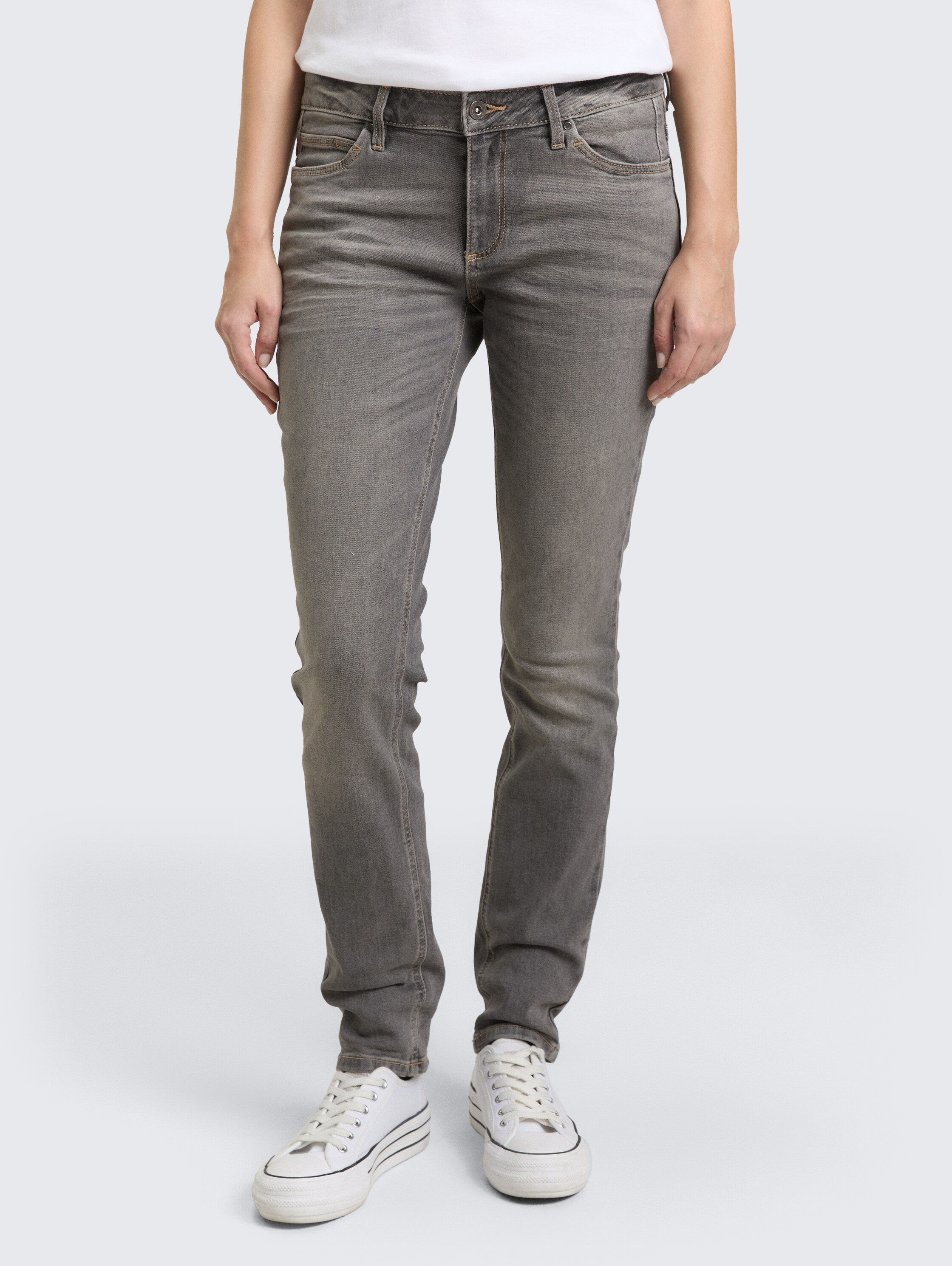 TTLENE SLIM Jeans - clean light stone grey denim - Ausschnitt Model-Vorderansicht