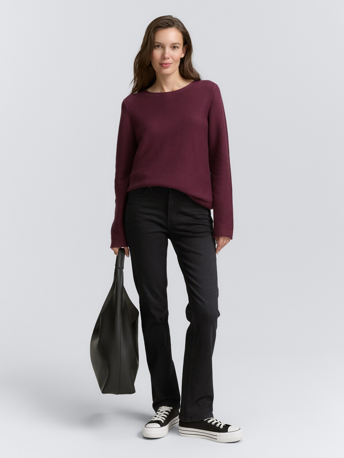 TTELVA STRAIGHT High Waist Jeans - black denim - Model-Vorderansicht