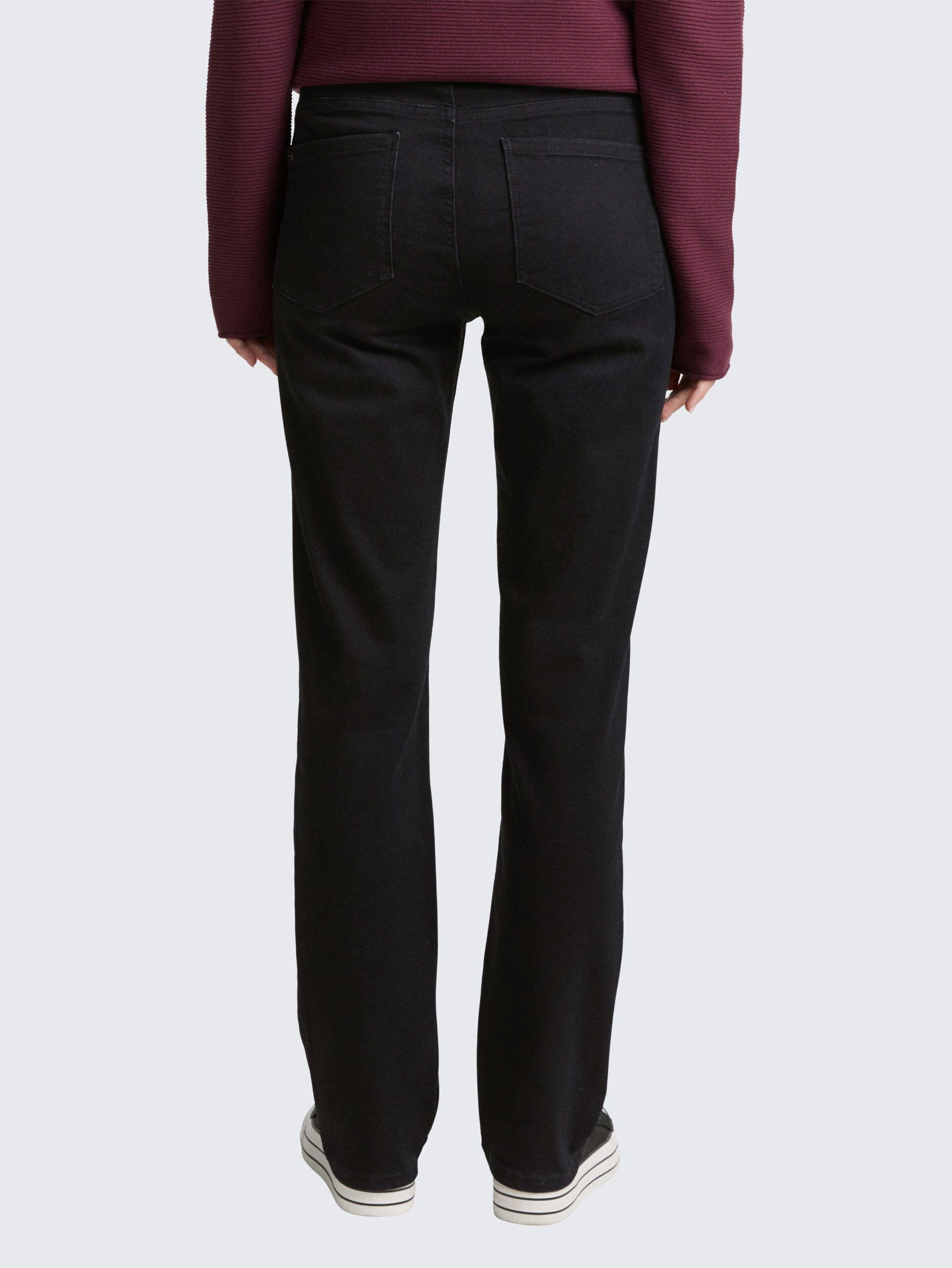 TTELVA STRAIGHT High Waist Jeans - black denim - Auschnitt Model-Rückansicht