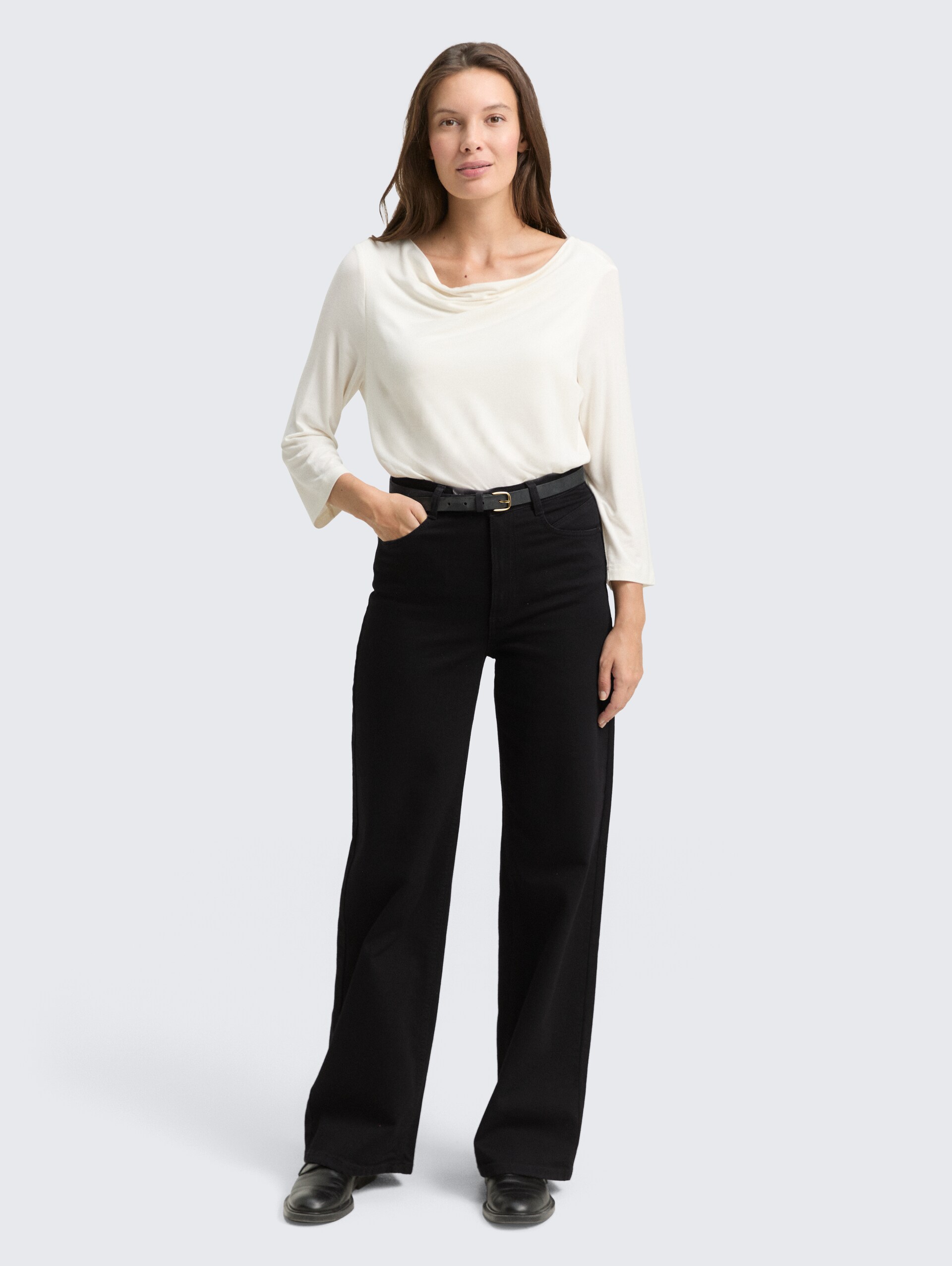 TTMADINA WIDE Jeans - black denim - Model-Vorderansicht