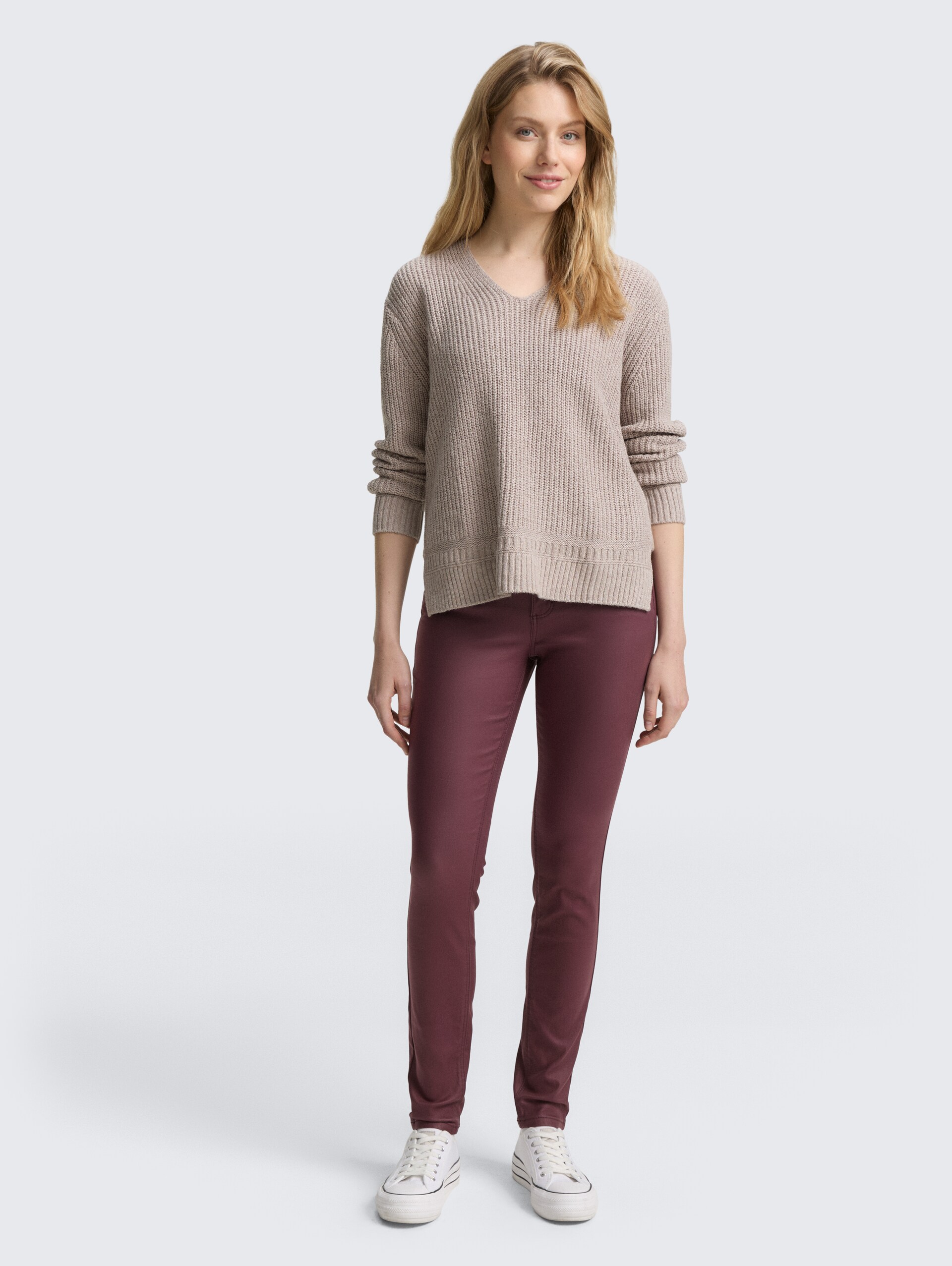 Coated TTLUCIE SKINNY Jeans - Zinfandel Red - Model-Vorderansicht