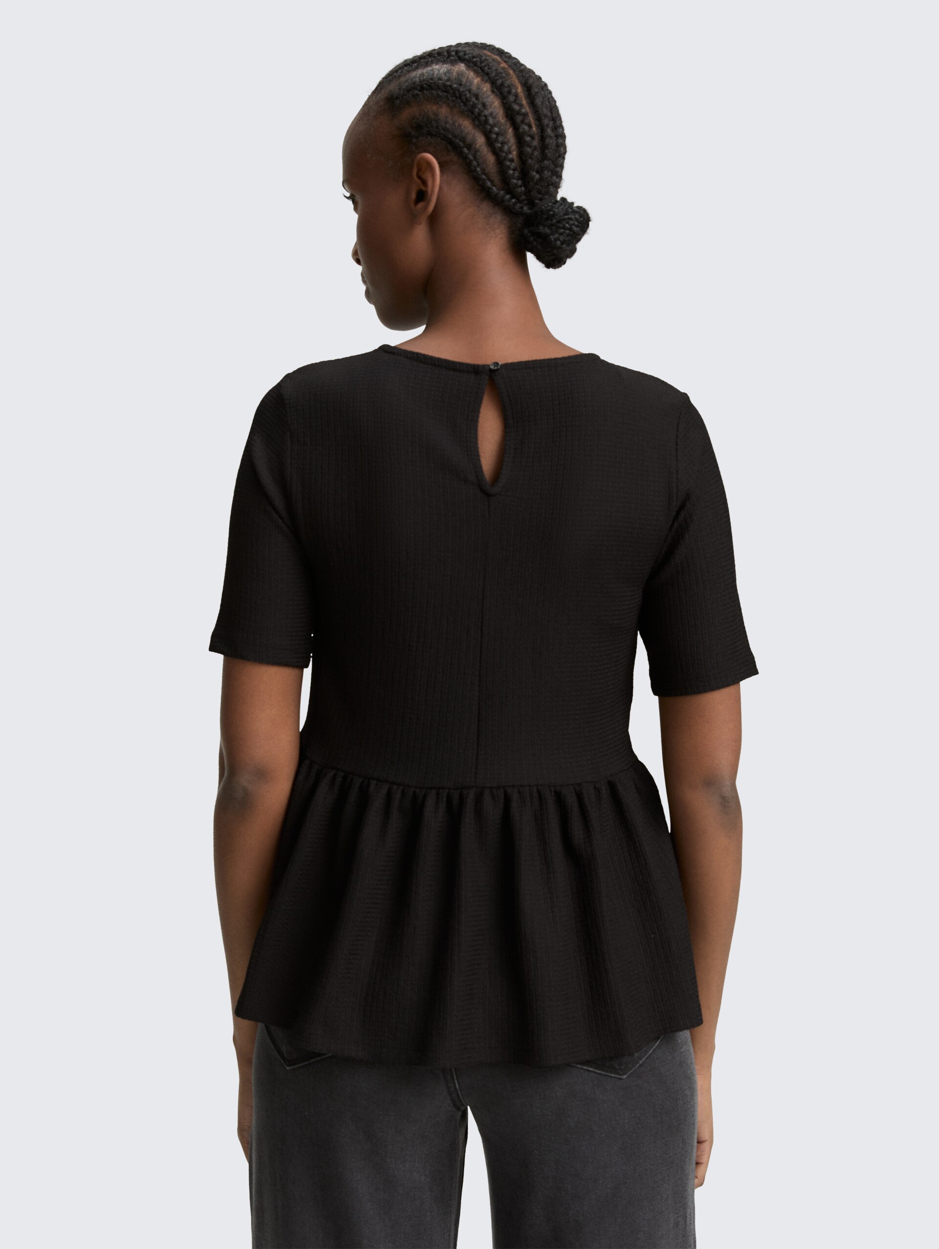 Jacquard T-Shirt mit Peplum - deep black - Auschnitt Model-Rückansicht