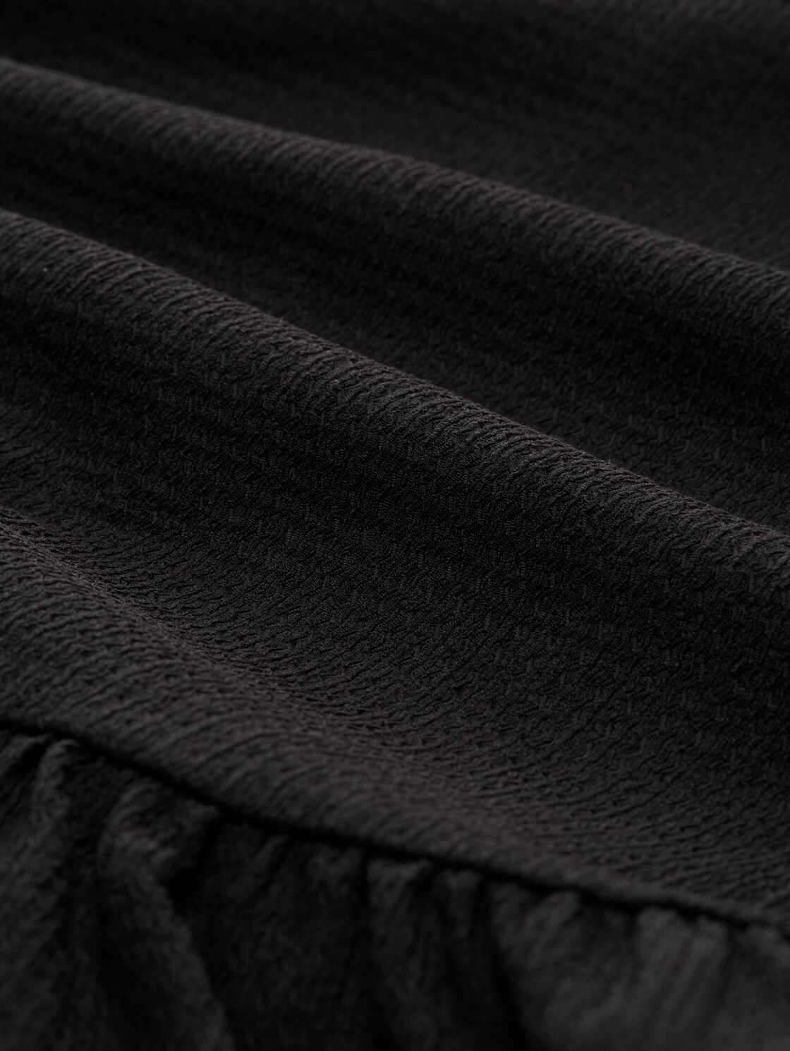 Jacquard T-Shirt mit Peplum - deep black - Material-Ansicht