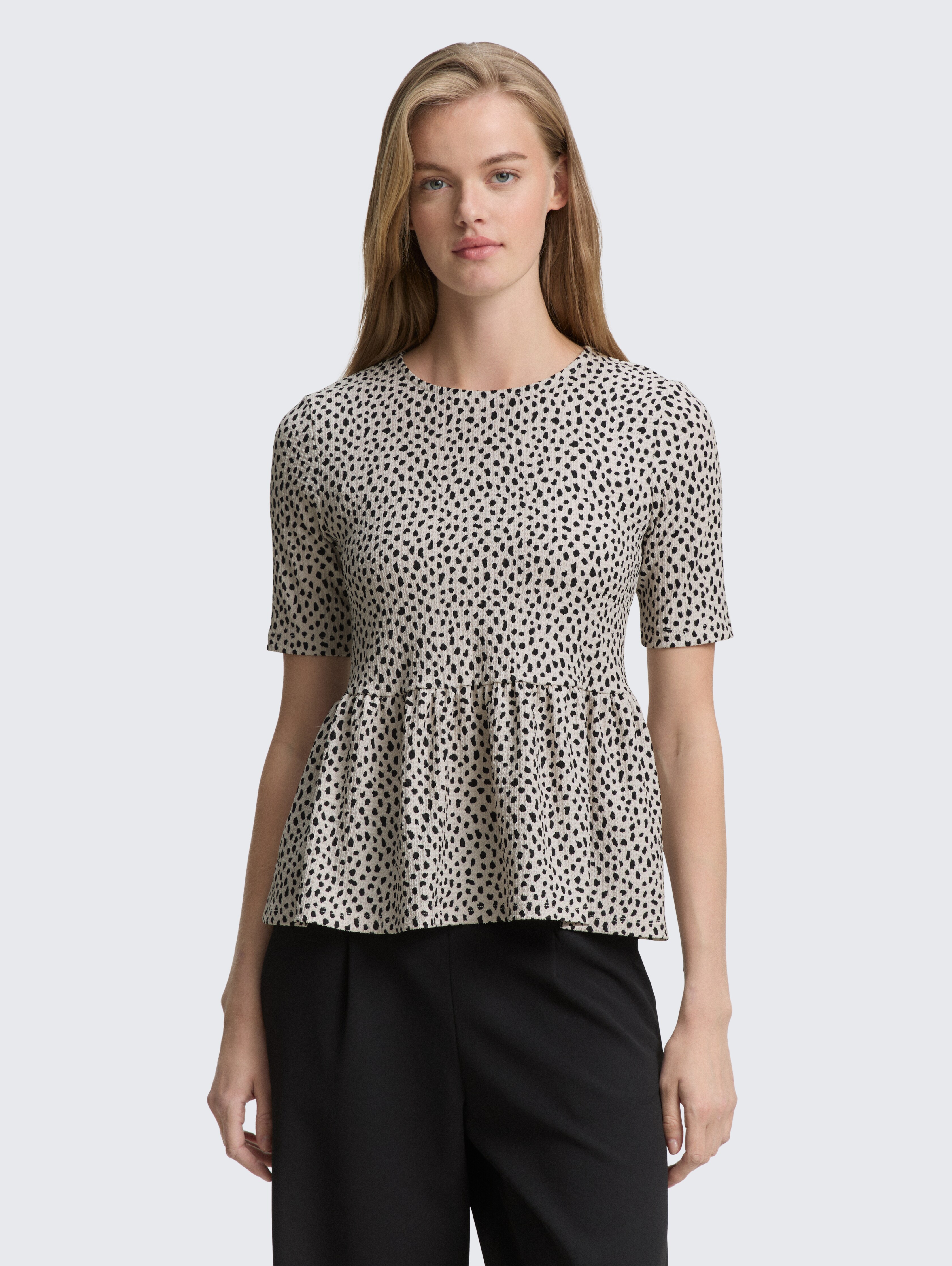 Jacquard T-Shirt mit Peplum von Denim Female, beige black dotted print