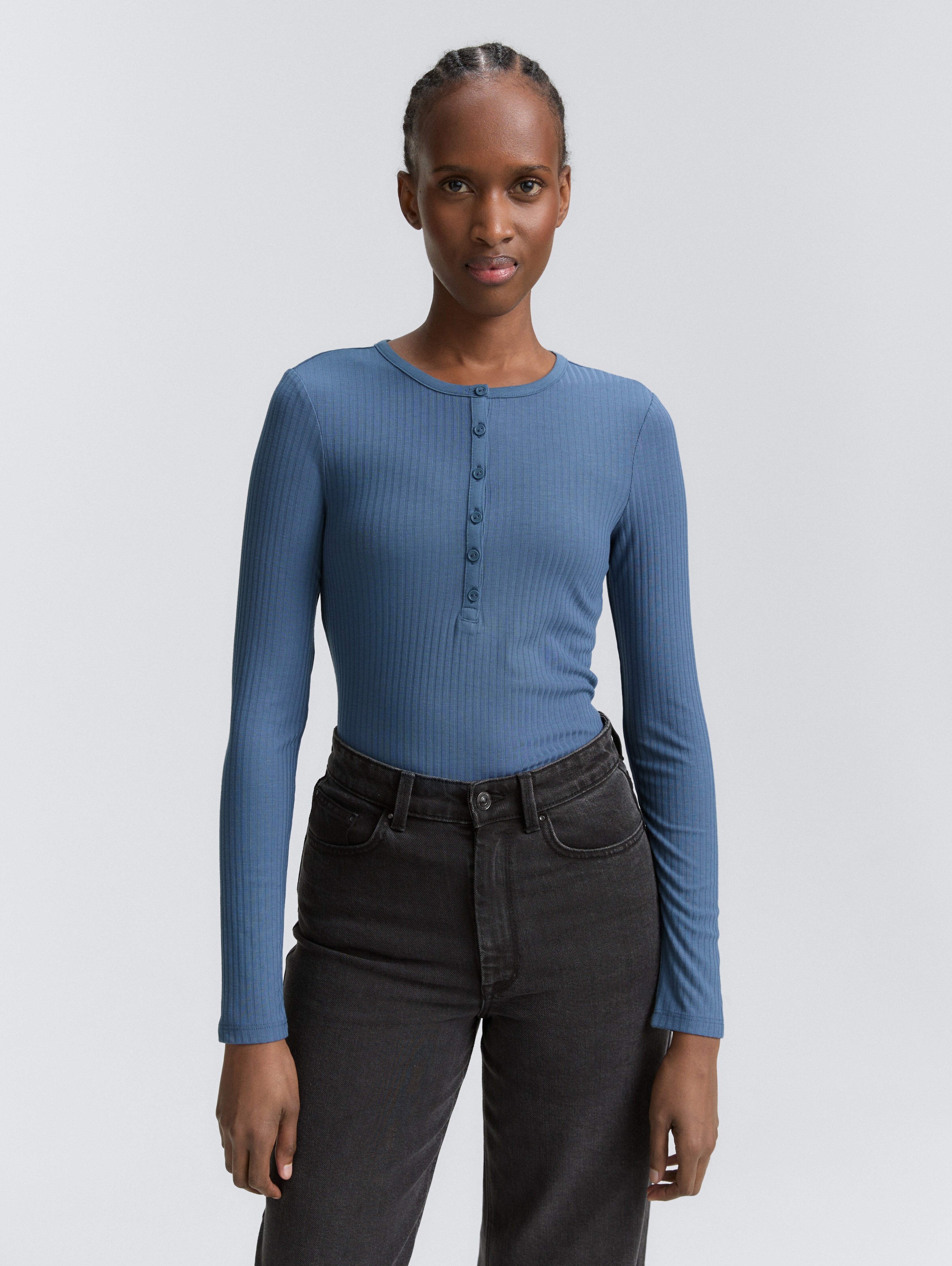 Ripp Henley Langarmshirt von Denim Female, dusty denim blue