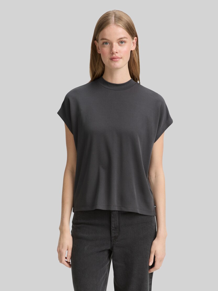 T-Shirt mit Fledermausärmeln von Denim Female, Tarmac Grey