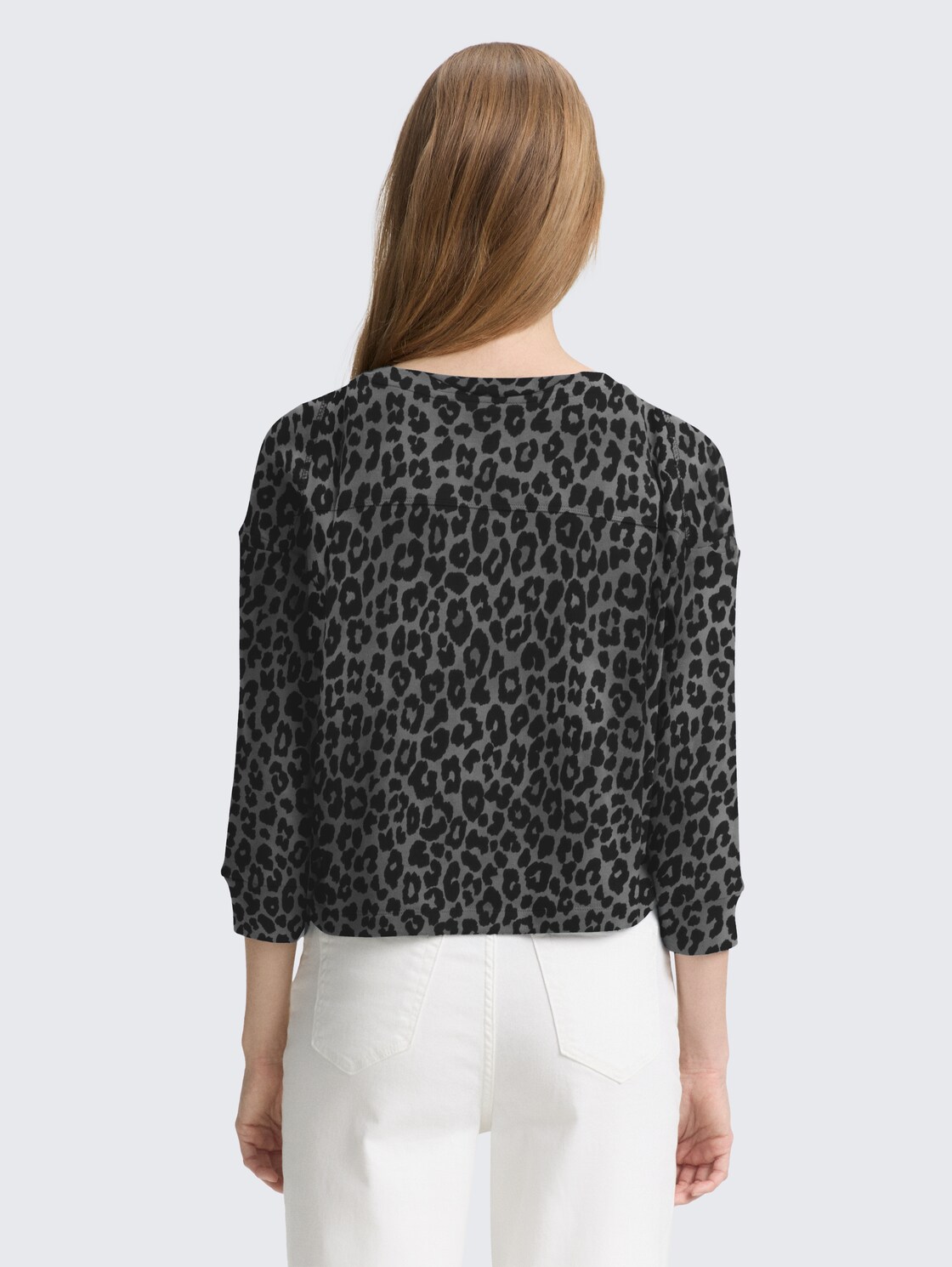Sweatshirt mit 7/8-Arm - dark grey black leo - Auschnitt Model-Rückansicht