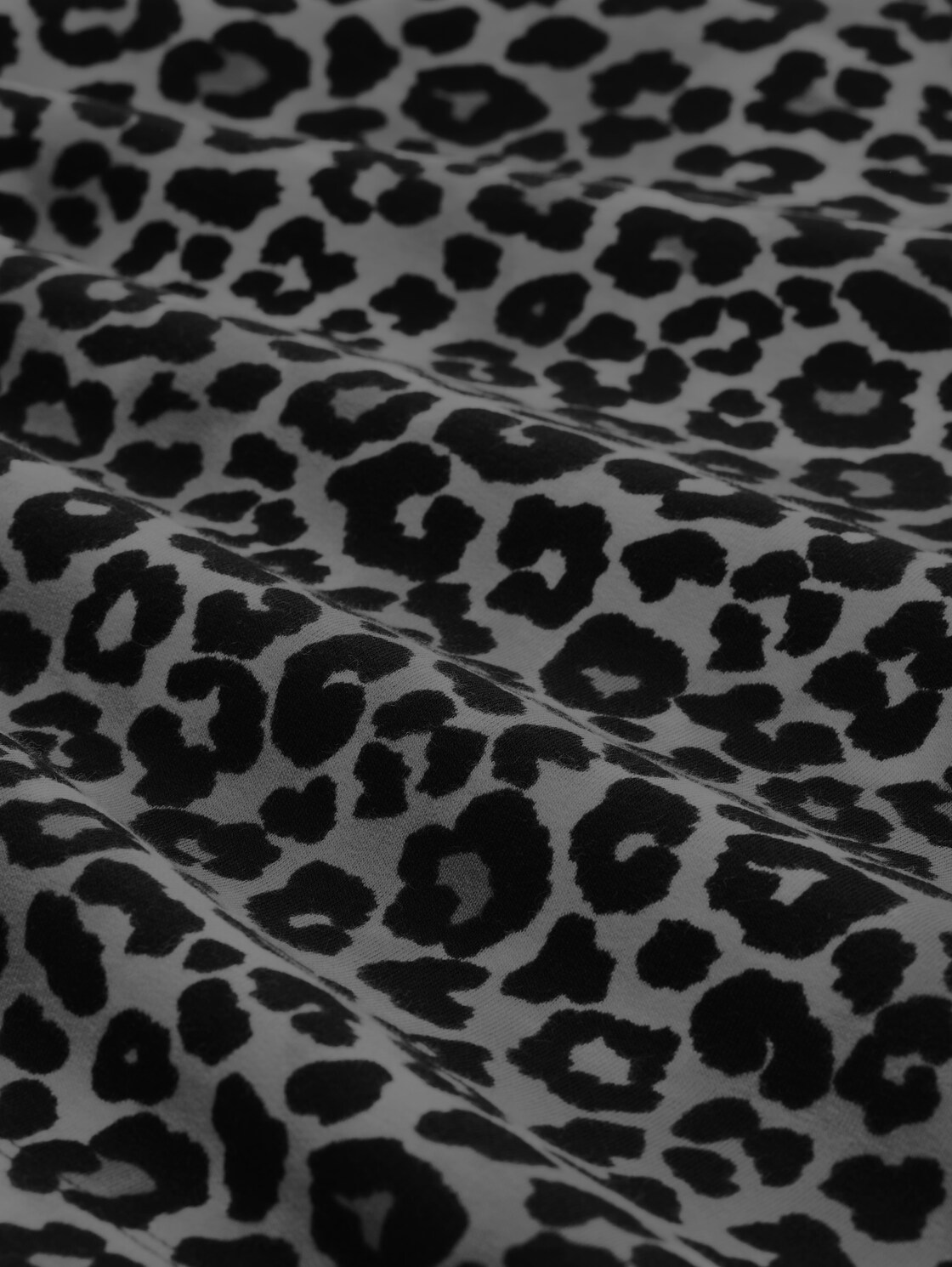 Sweatshirt mit 7/8-Arm - dark grey black leo - Material-Ansicht