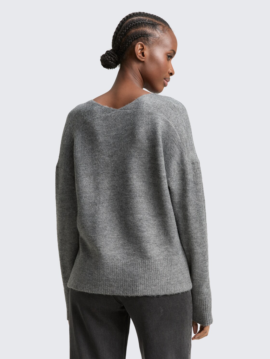 Relaxed Fit Strickpullover mit V-Ausschnitt - Stormy Gray Melange