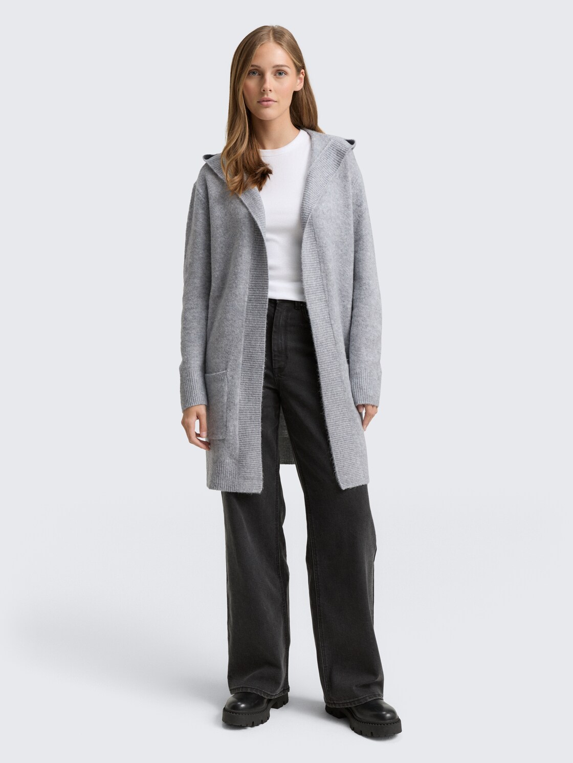Cardigan mit Kapuze - Cement Grey Mélange - Model-Vorderansicht