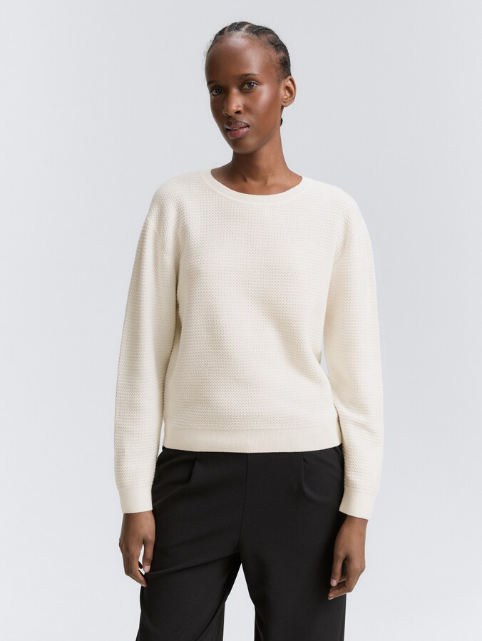 Knitted jumper with round neckline by Denim Female, off white