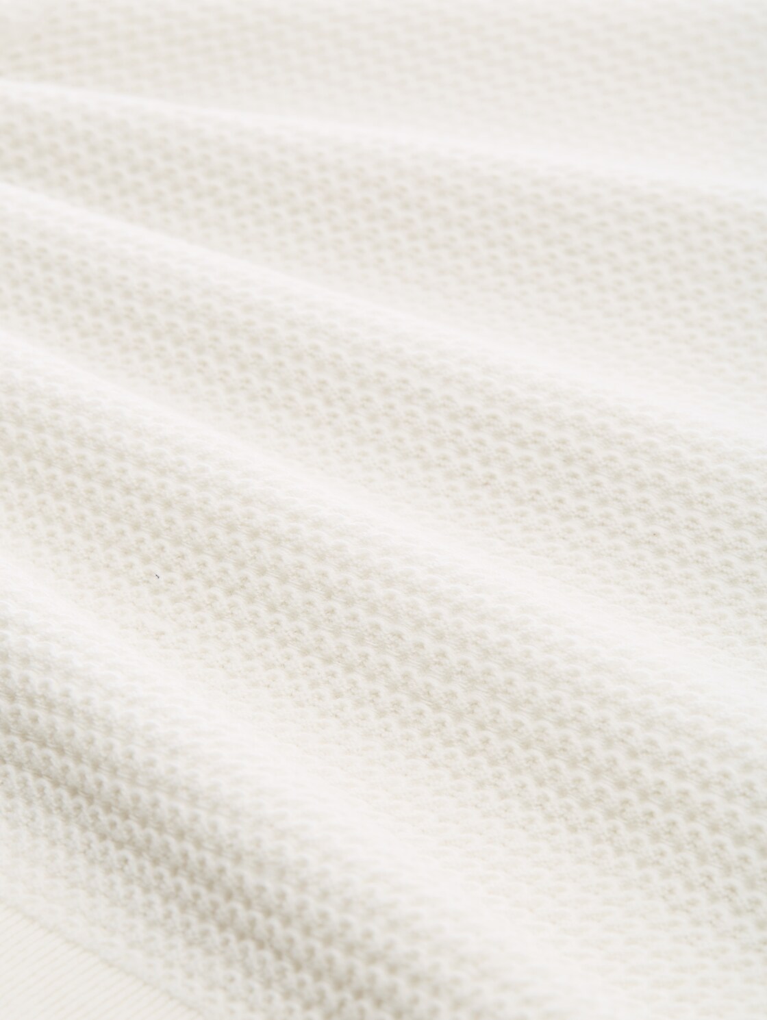 Strickpullover mit Rundhalsausschnitt - off white - Material-Ansicht