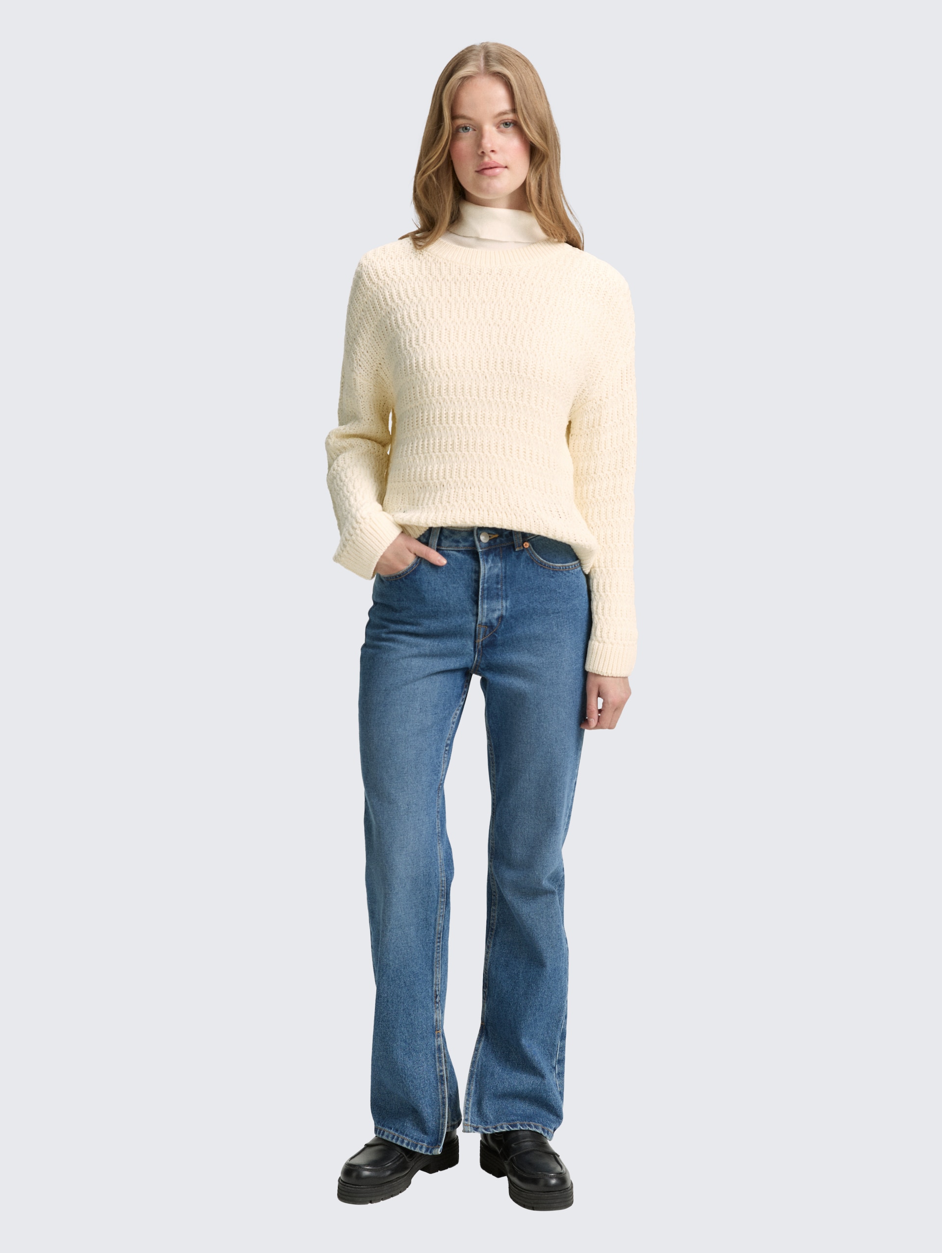 Relaxed Fit Strickpullover - off white - Model-Vorderansicht