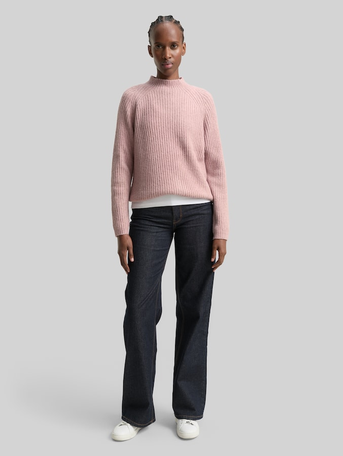Pull en maille ample à col montant par Denim Female, Antique Rose Melange