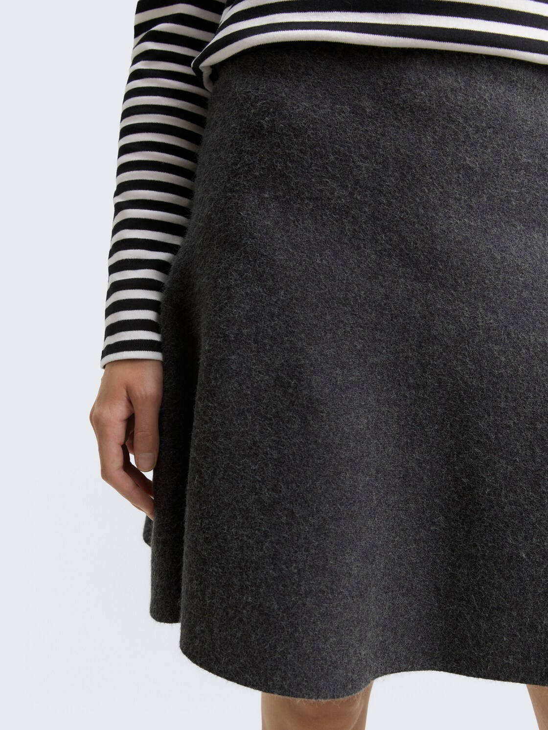 Mini Skater Strickrock - Shale Grey Melange - Detail-Model-Ansicht