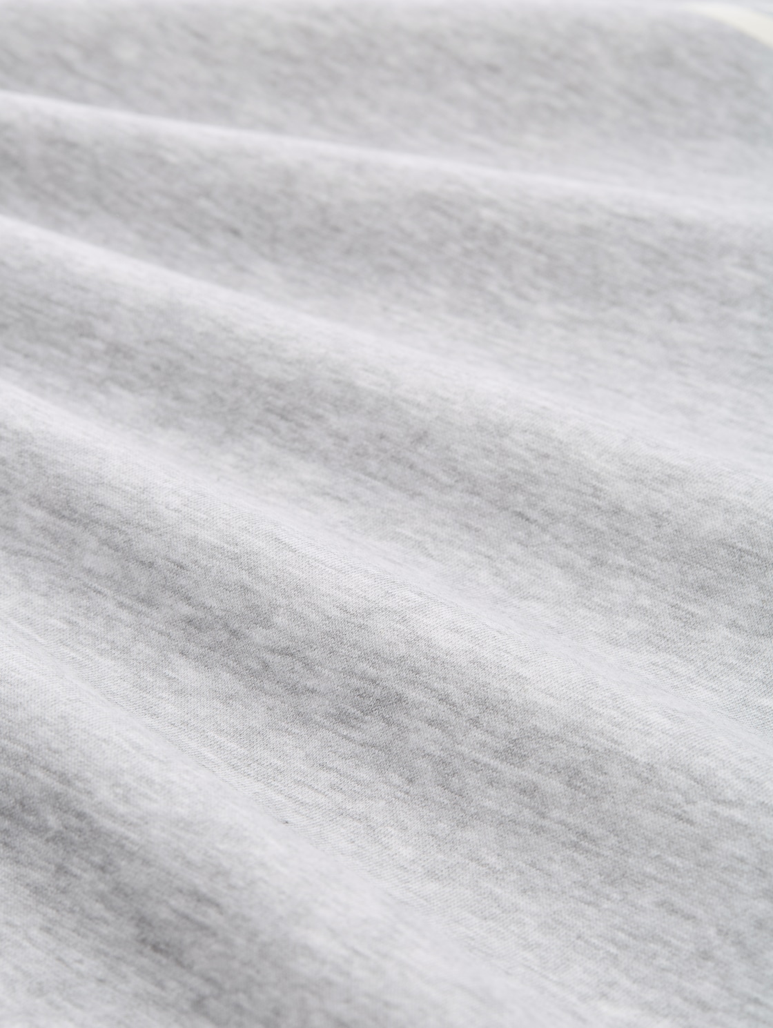 Crewneck Sweatshirt mit Print - Light Stone Grey Melange - Material-Ansicht