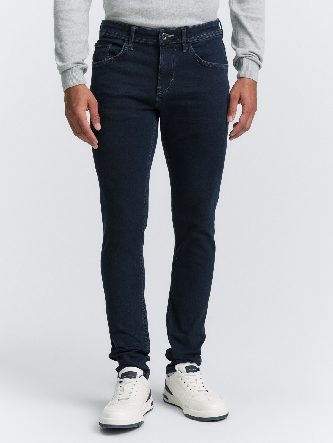TTTROY SLIM Jeans mit Stretch - blue black denim - Ausschnitt Model-Vorderansicht
