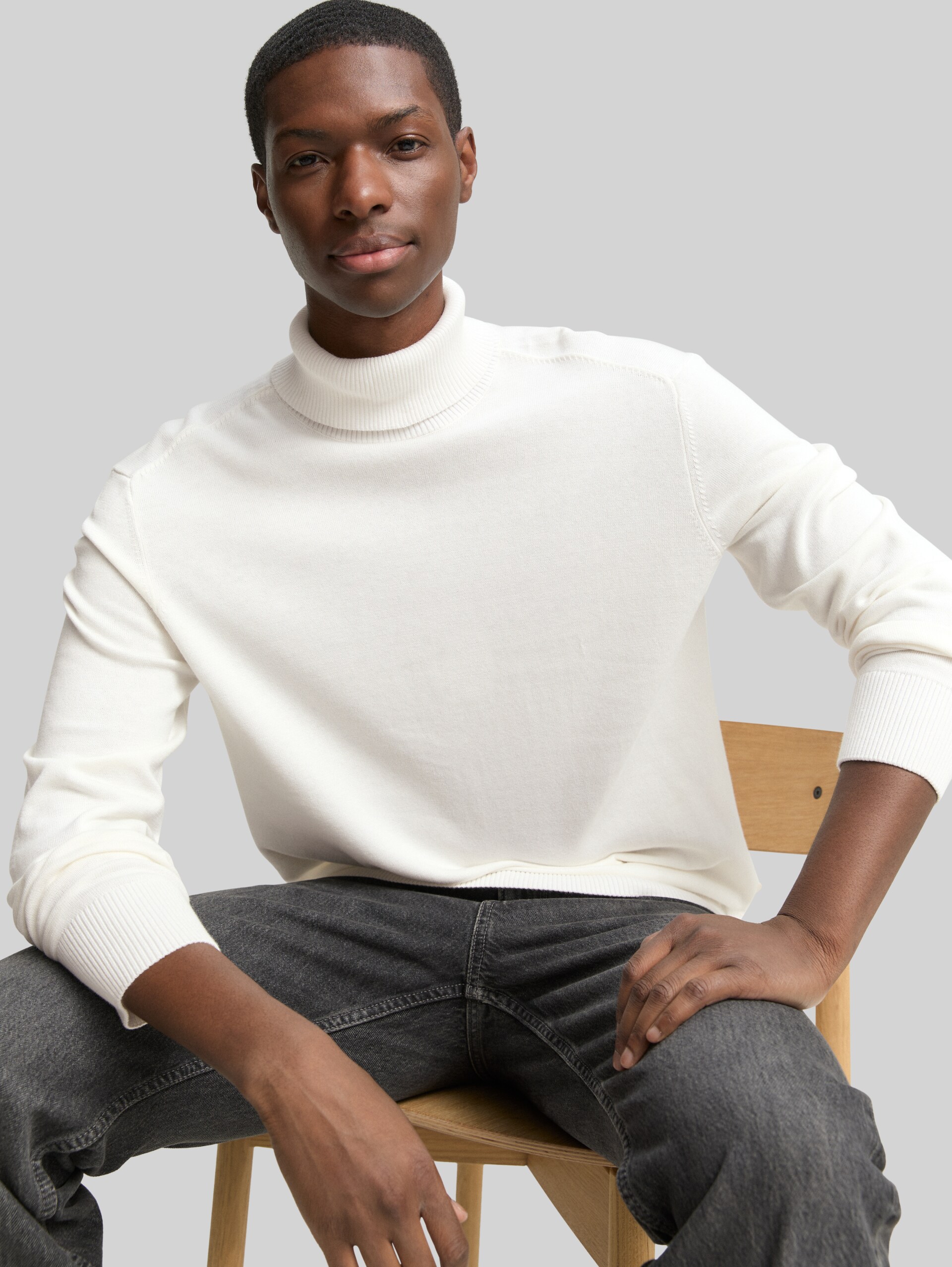 Cotton turtleneck jumper - Wool White - Detail model view