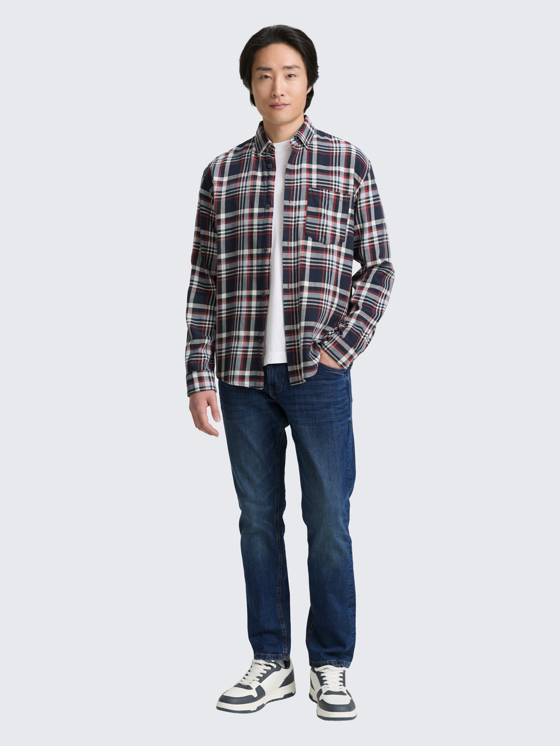 TTJOSH REGULAR SLIM Jeans mit Stretch - mid stone wash denim - Model-Vorderansicht