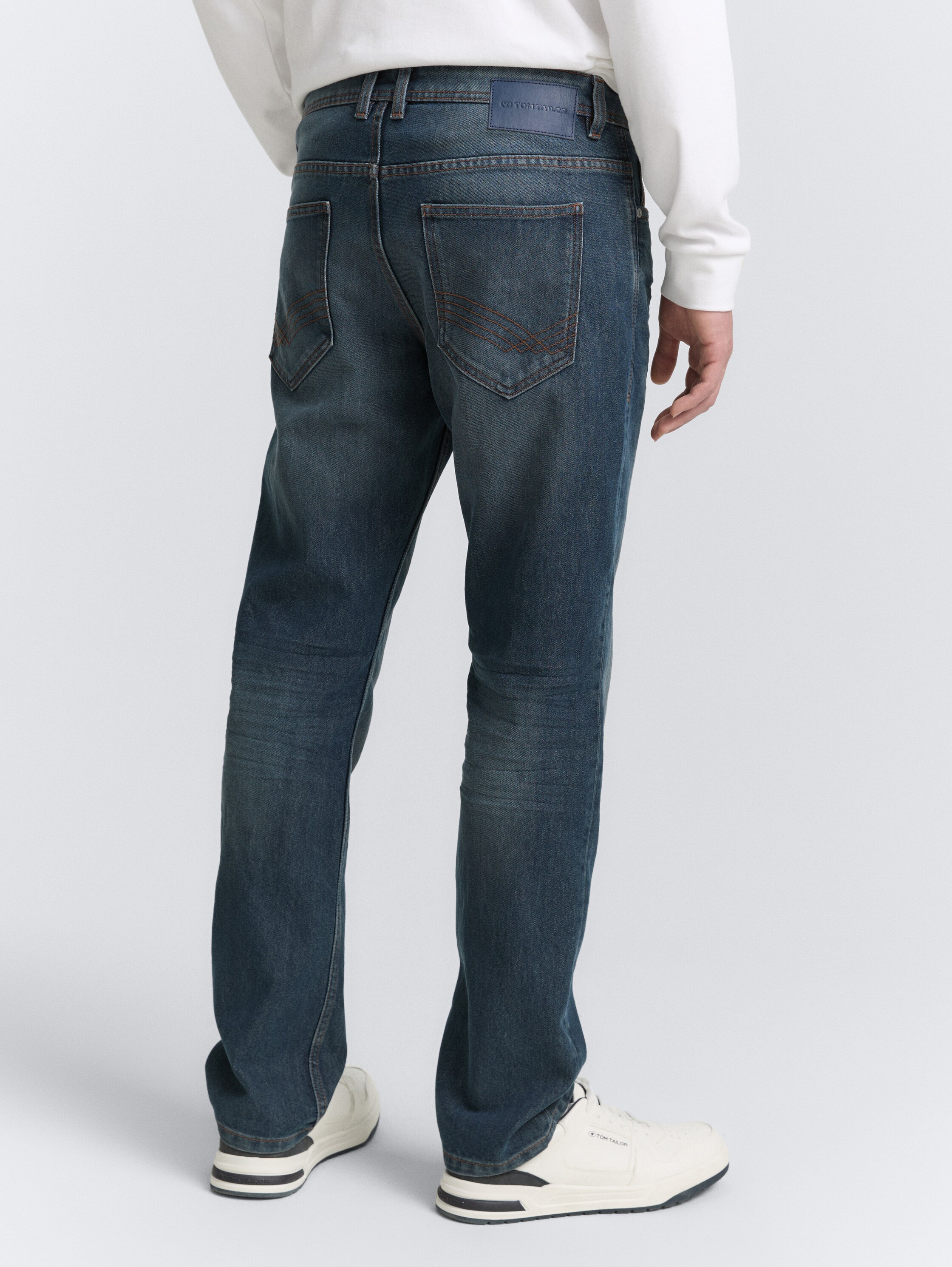 TTMARVIN STRAIGHT Jeans - mid stone blue grey denim - Auschnitt Model-Rückansicht