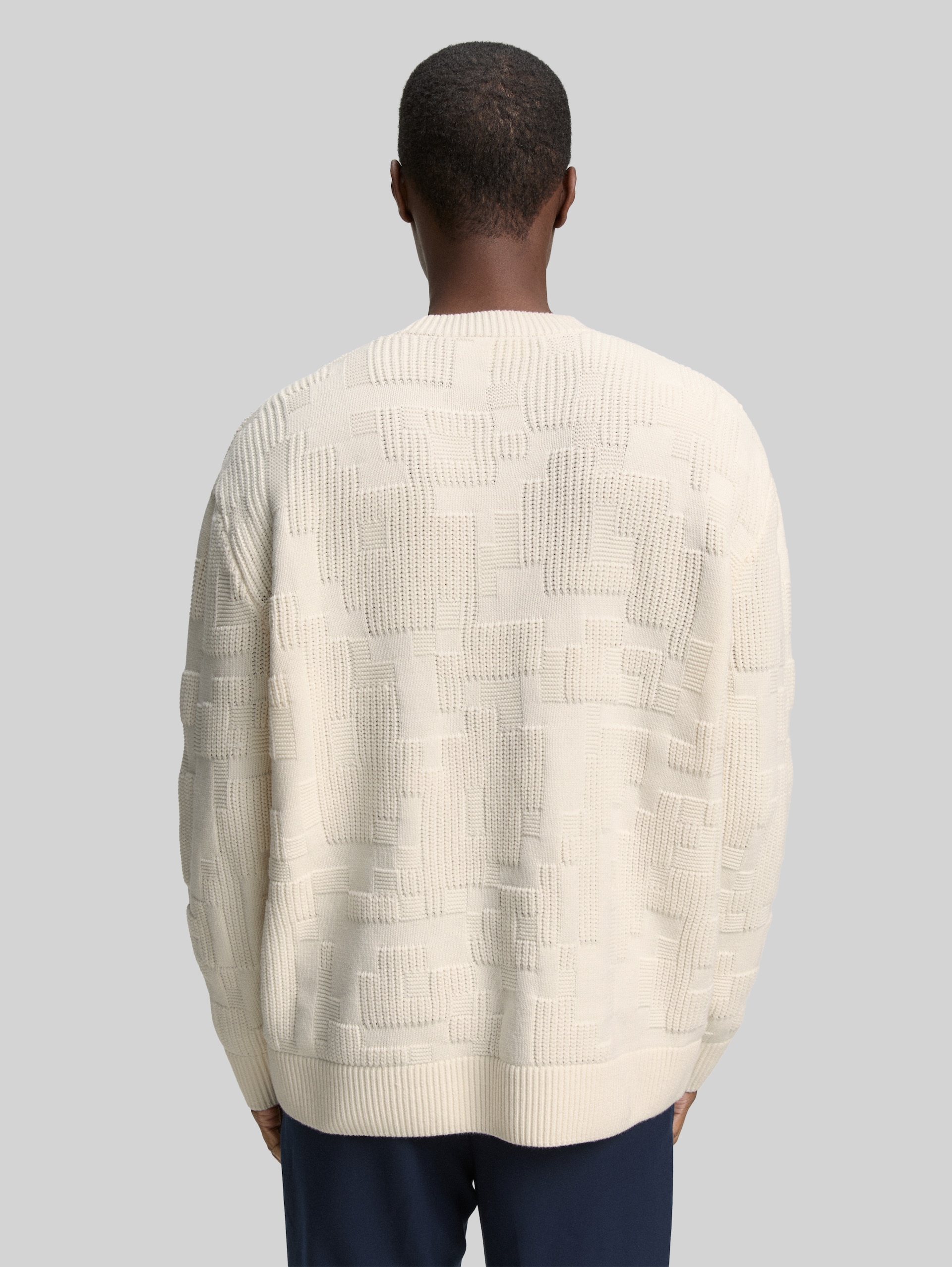 Loose fit knitted jumper with pattern - Gardenia White