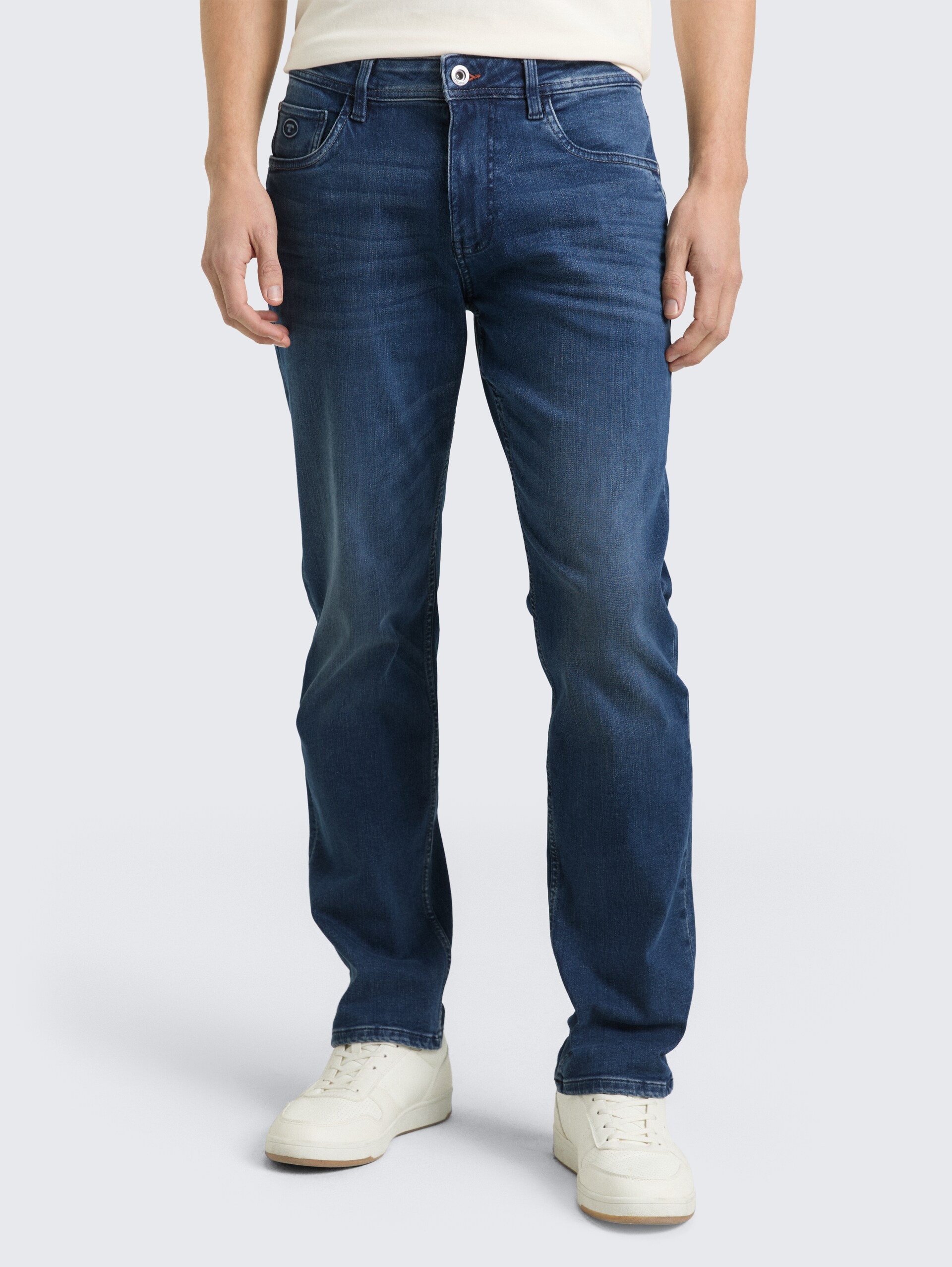TTMARVIN STRAIGHT Jeans mit Superstretch - Used Dark Stone Blue Denim - Ausschnitt Model-Vorderansicht