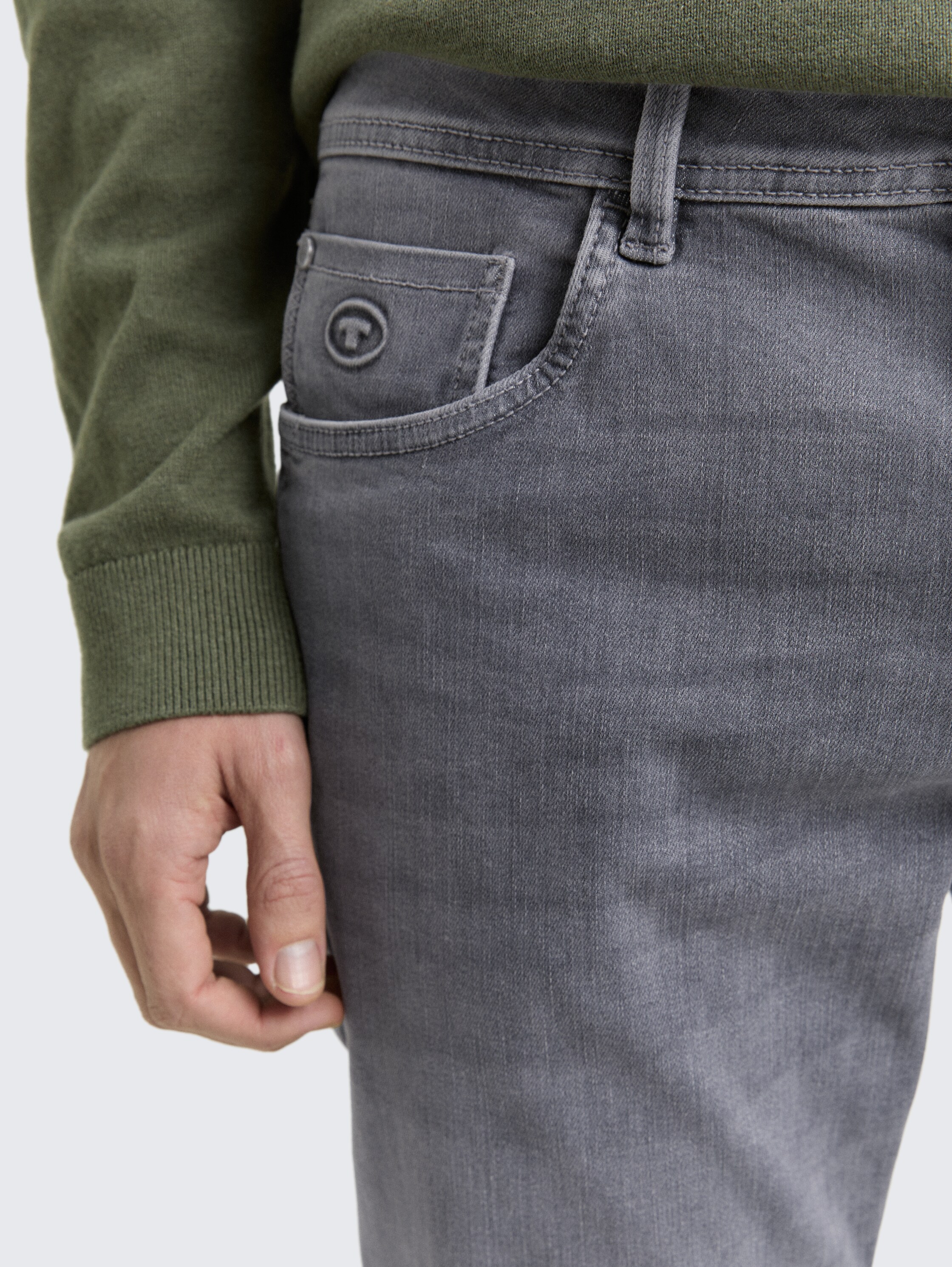 TTMARVIN STRAIGHT Jeans mit Superstretch - grey denim - Detail-Model-Ansicht