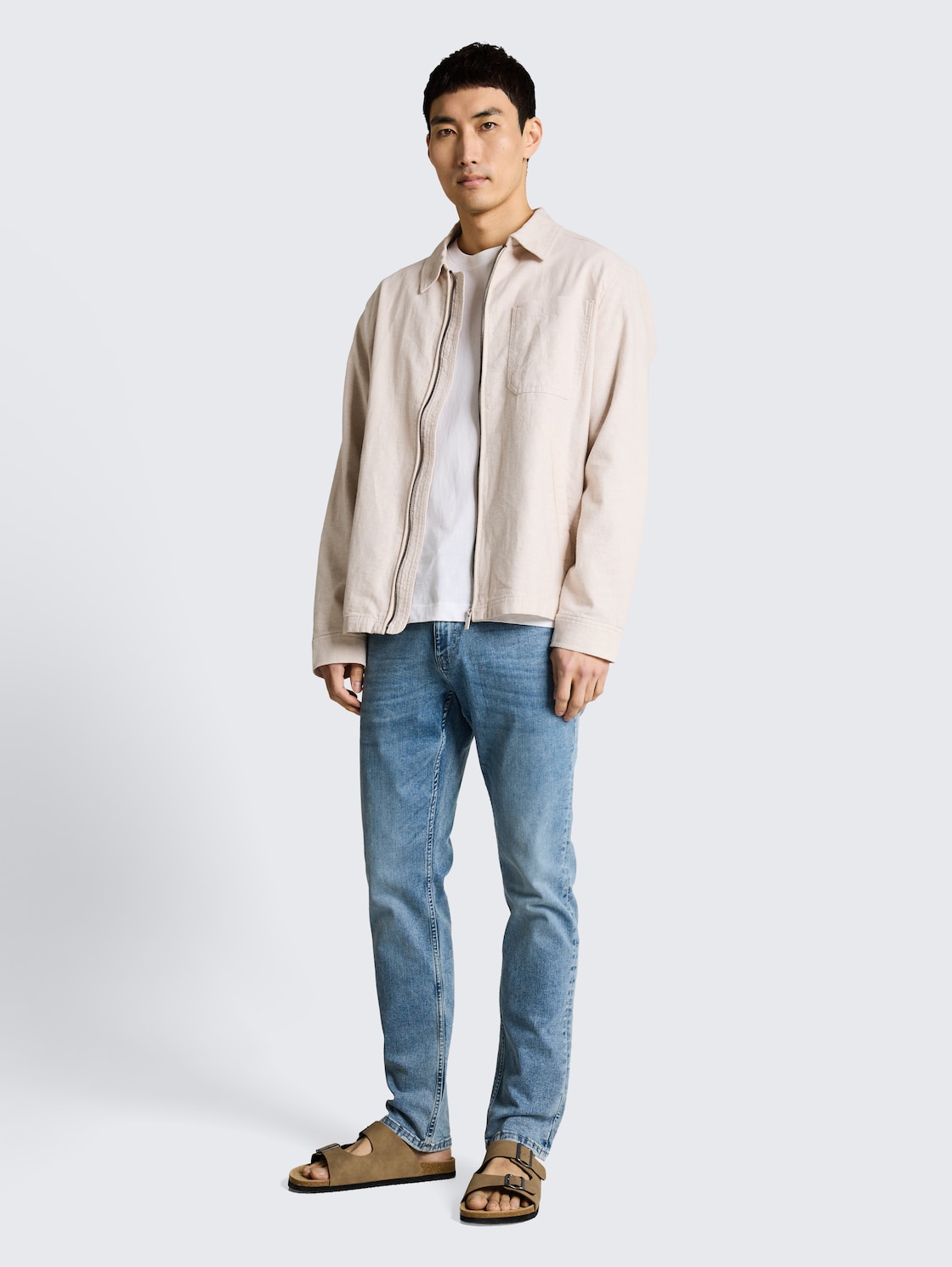 TTJOSH REGULAR SLIM Jeans mit Stretch - Used Light Stone Blue Denim - Model-Vorderansicht