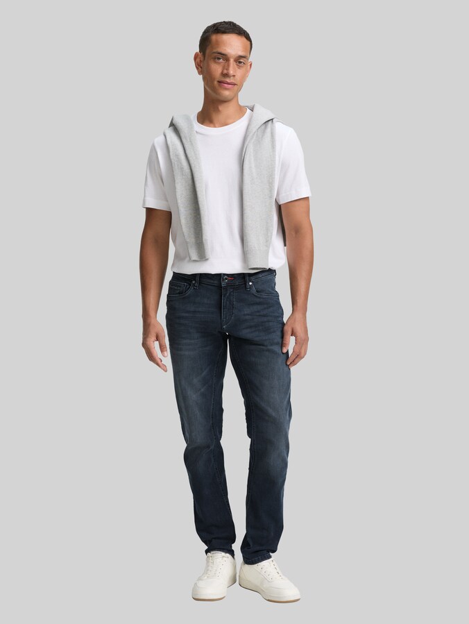 Jeans TTCURT TAPERED avec stretch par Men, blue black denim