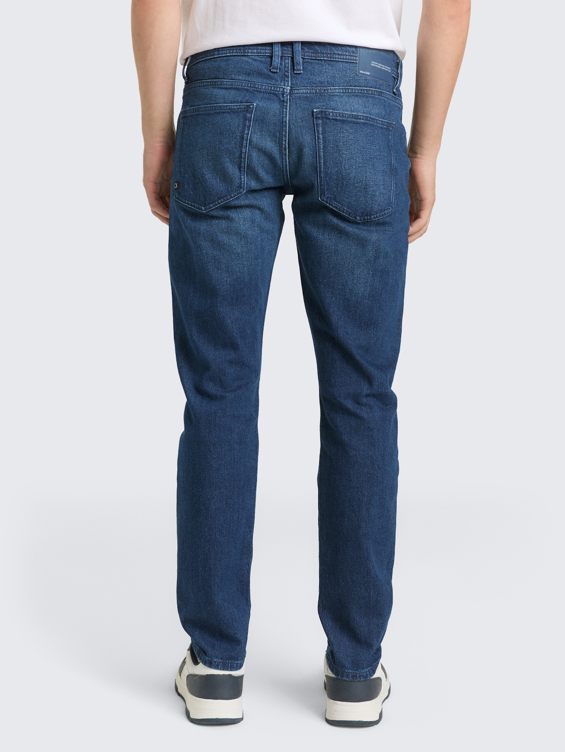 TTPIERS SLIM Jeans - dark blue denim - Auschnitt Model-Rückansicht