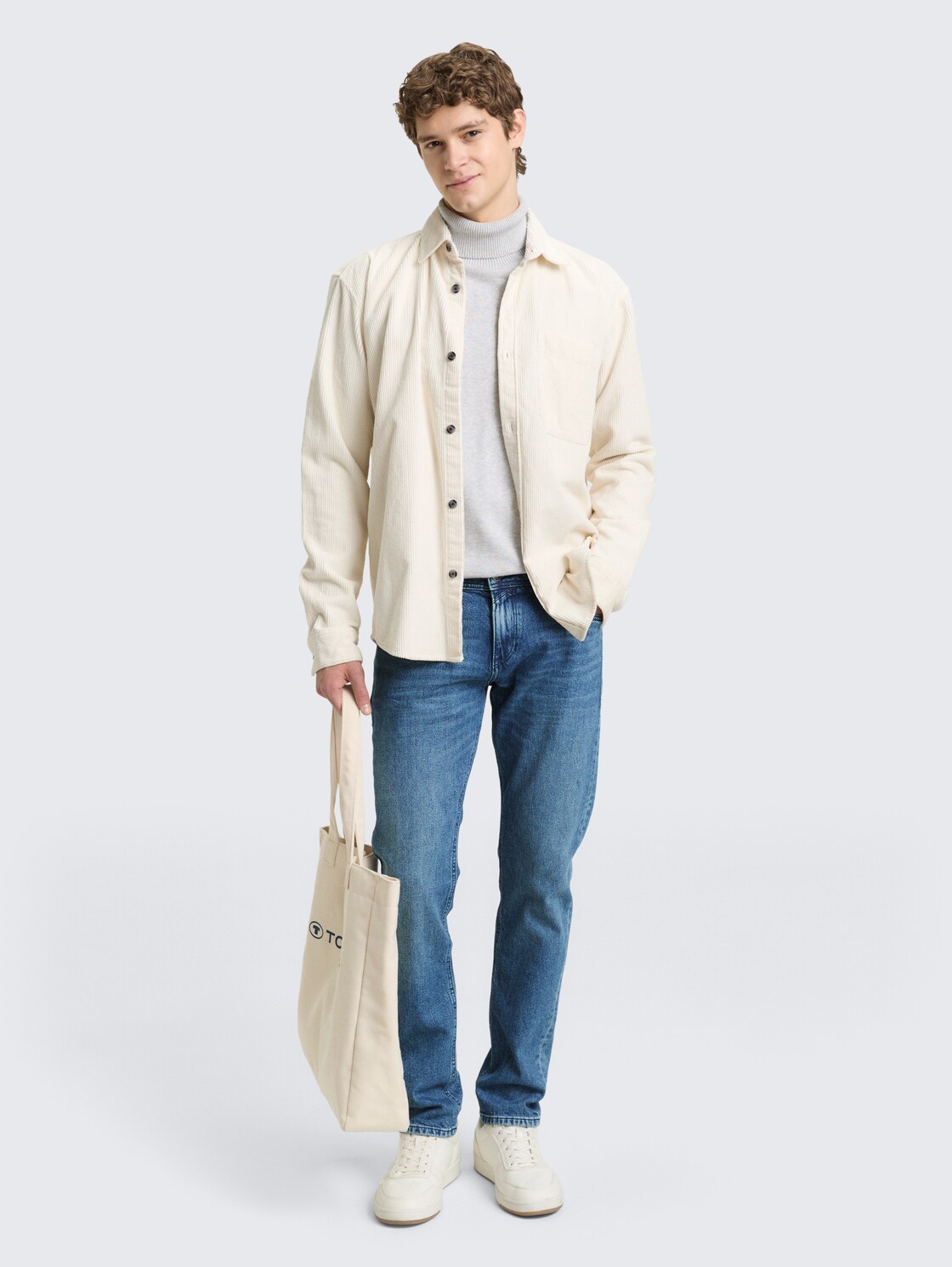 TTPIERS SLIM Jeans - Stone Blue Denim - Model-Vorderansicht