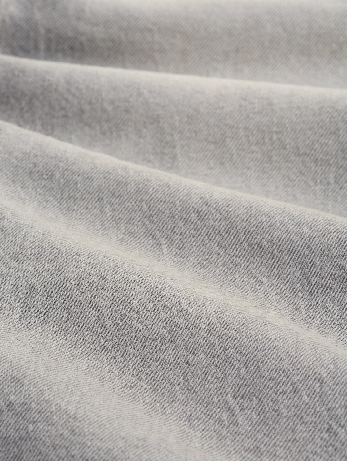 TTPIERS SLIM Jeans - used light stone grey denim - Material-Ansicht