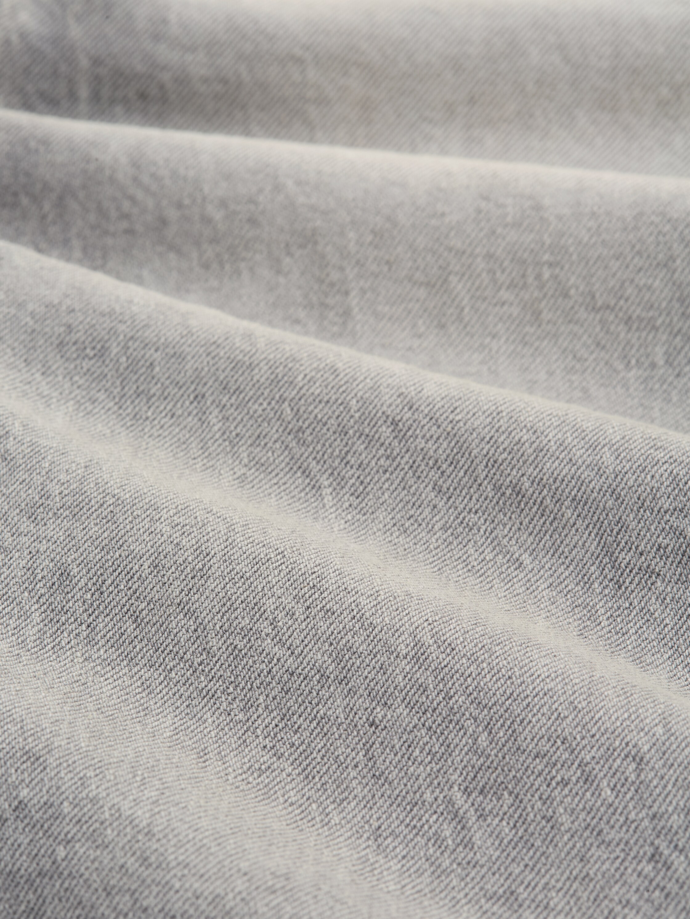 TTPIERS SLIM Jeans - used light stone grey denim - Material-Ansicht