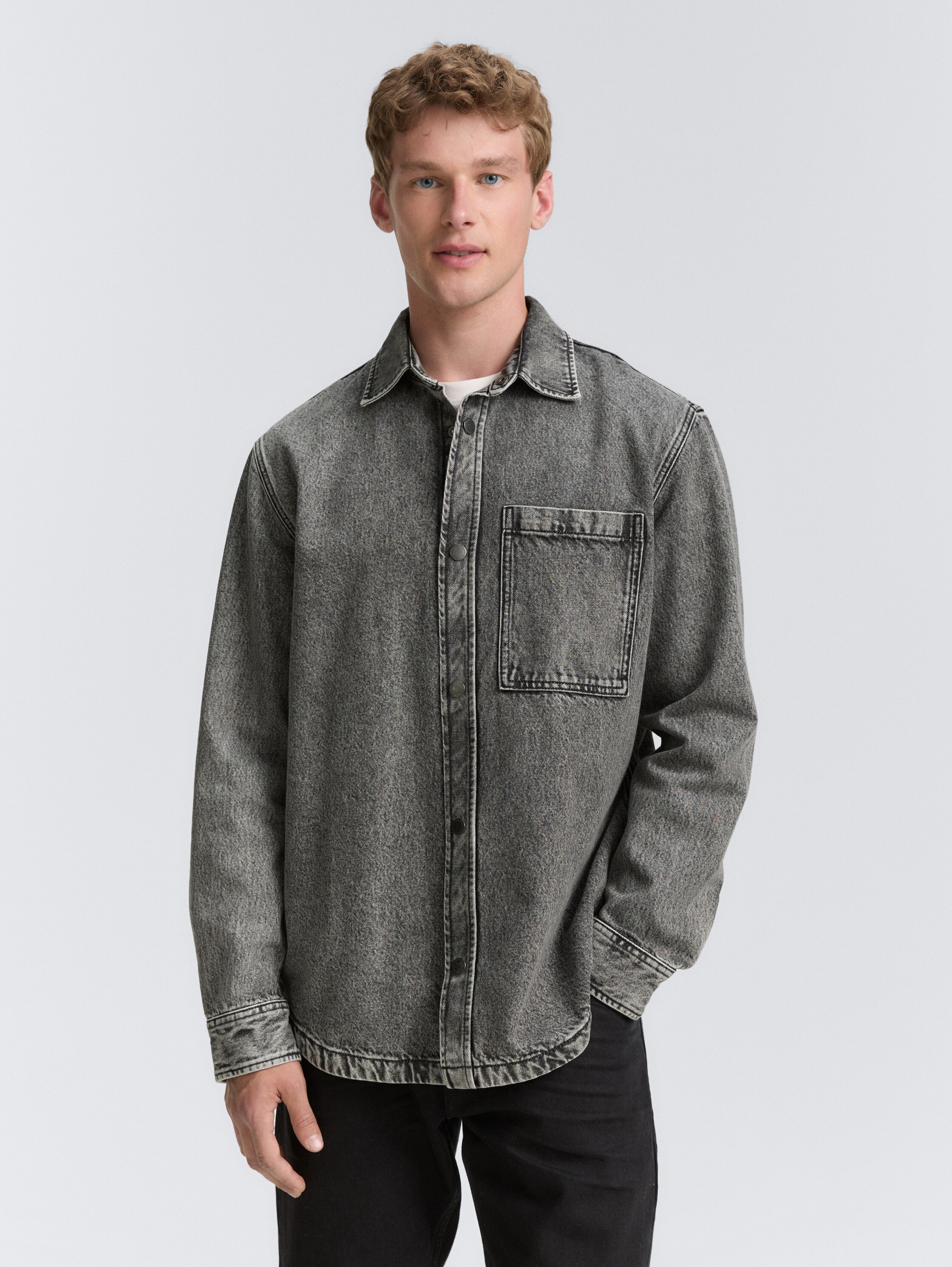 Overshirt denim shirt with breast pocket - used_mid_stone_grey_denim - 